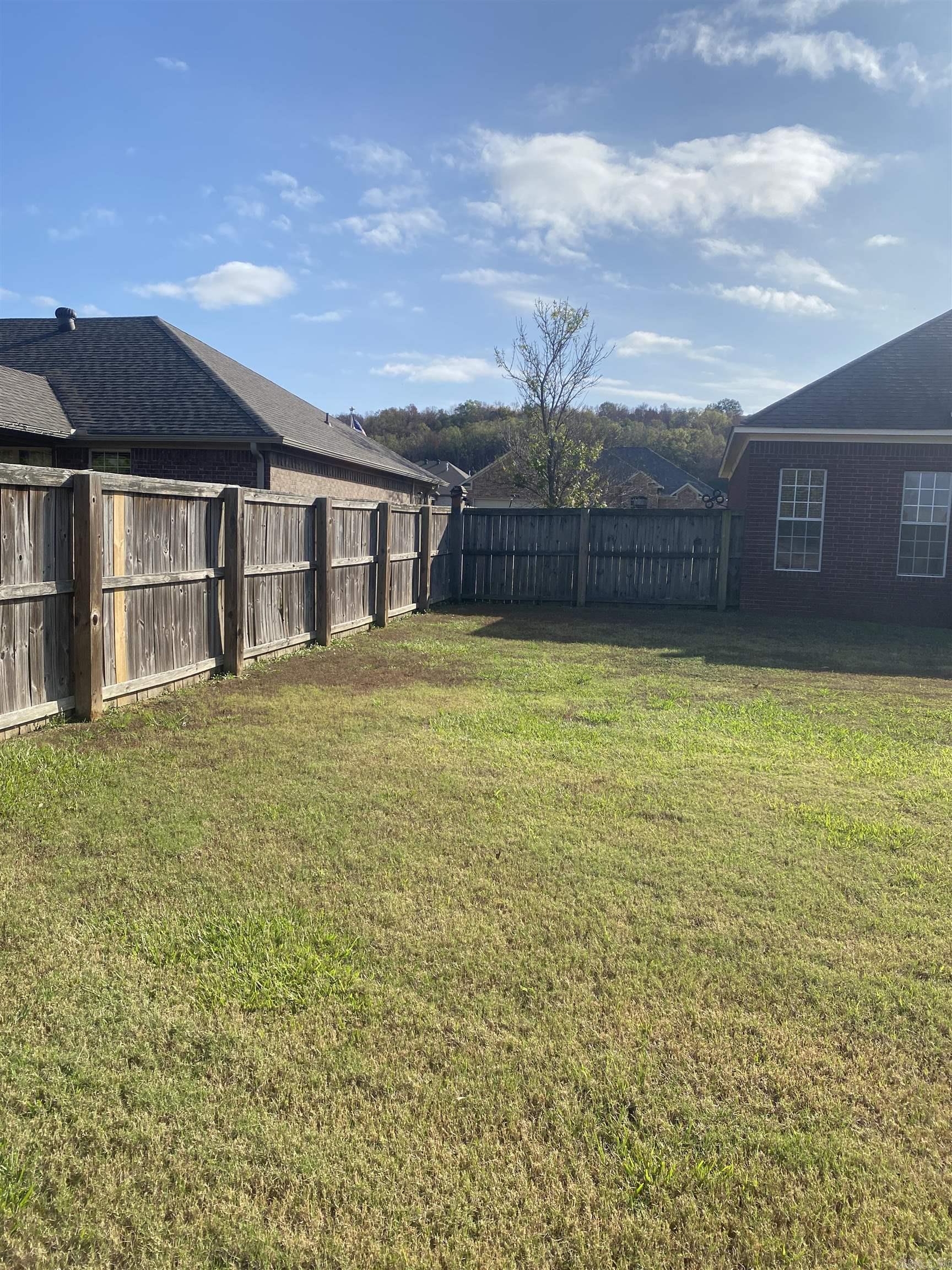 SPRING VALLEY - Residential