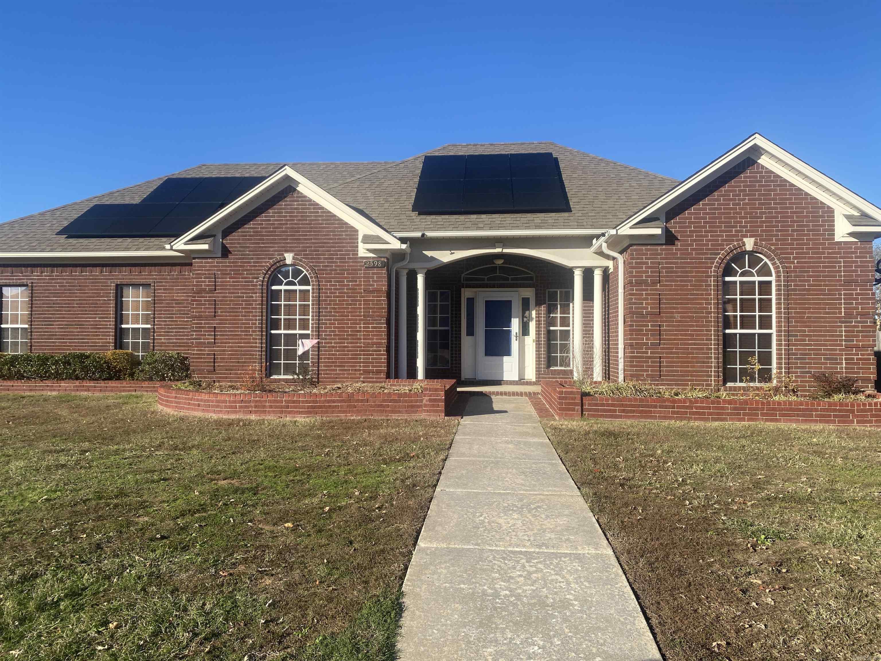 SPRING VALLEY - Residential