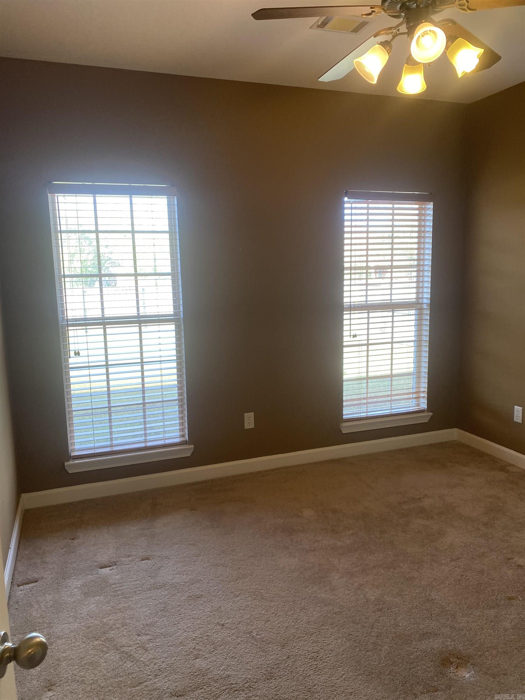 SPRING VALLEY - Residential