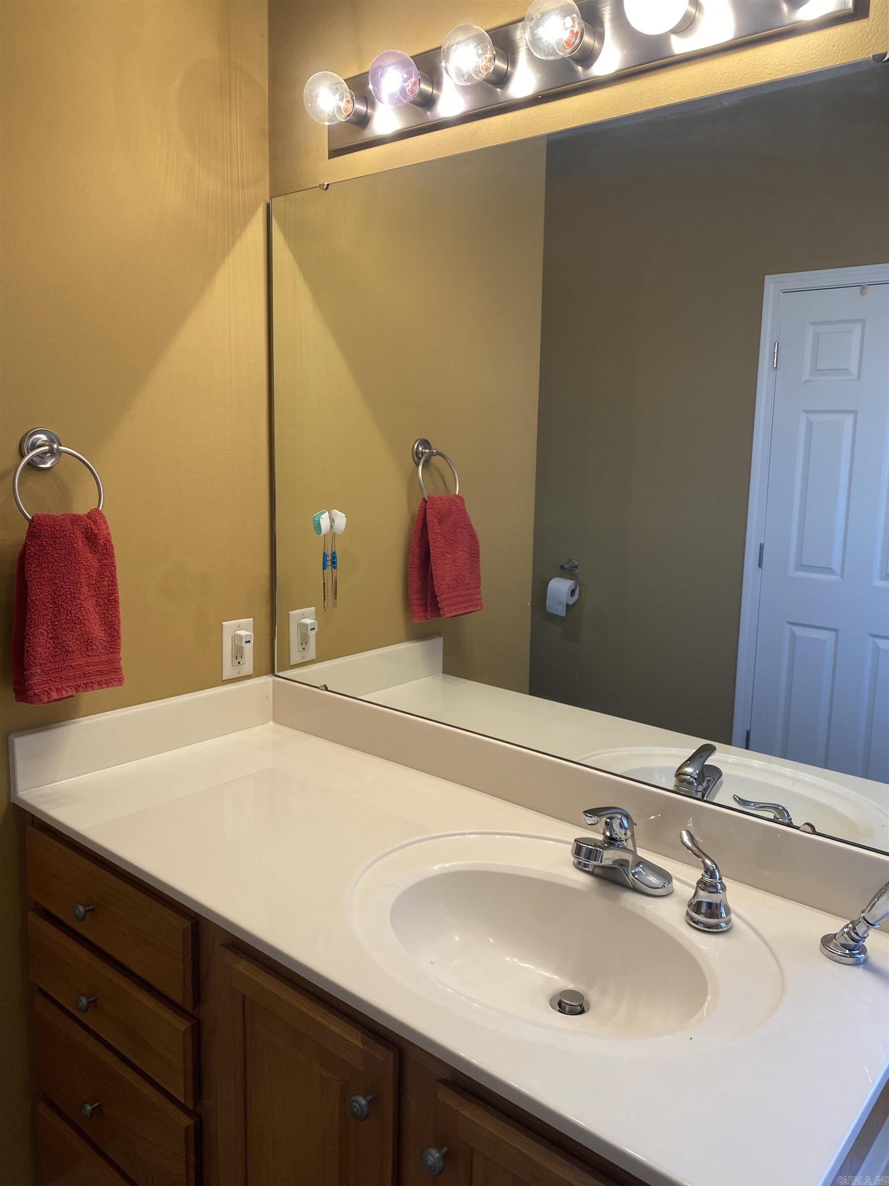 SPRING VALLEY - Residential