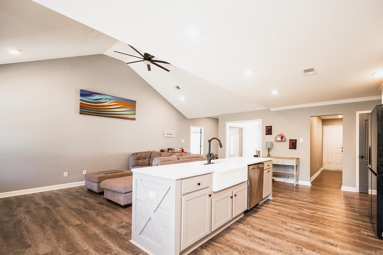 HIDDEN VALLEY ESTATES - Residential