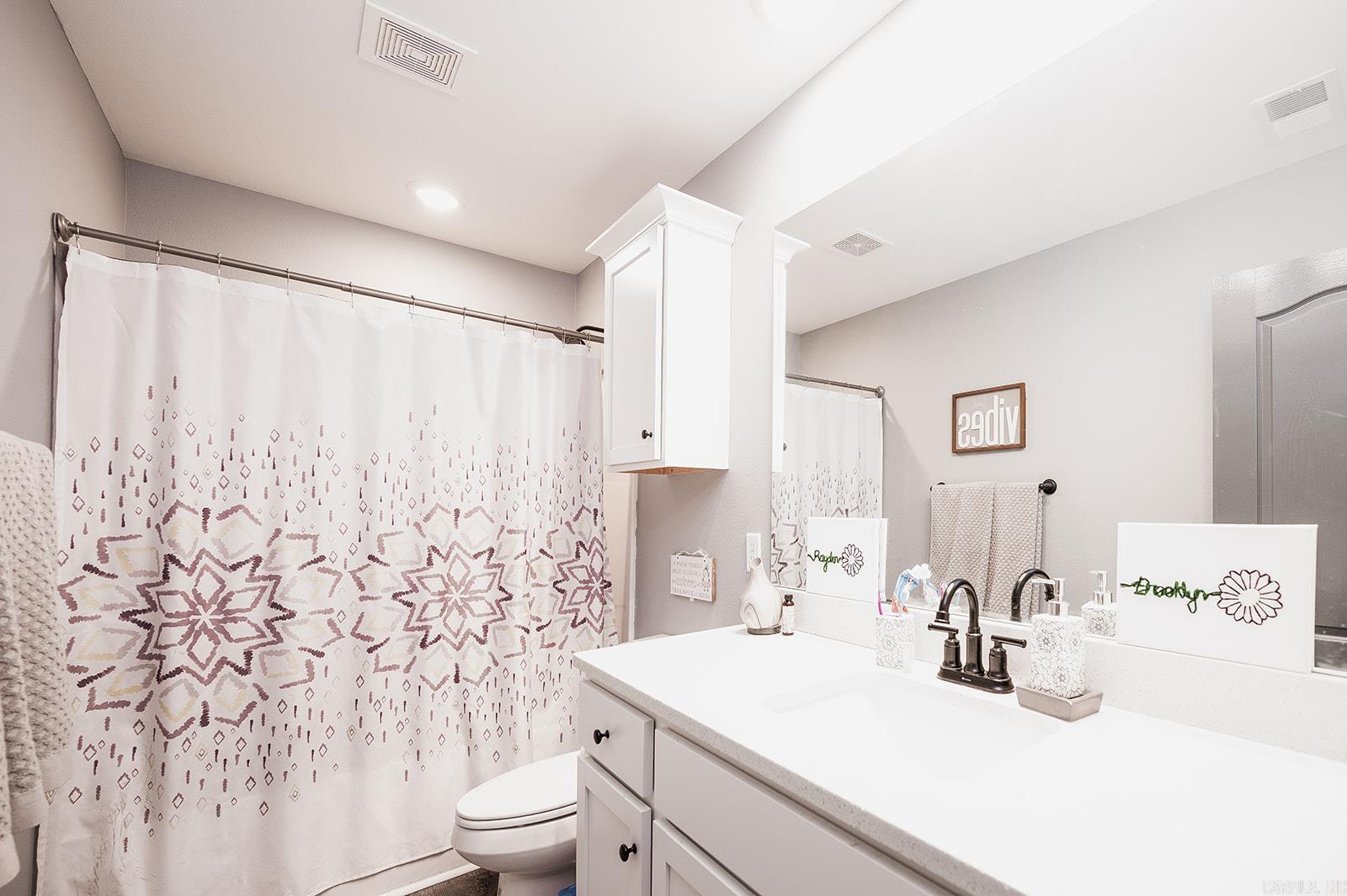 HIDDEN VALLEY ESTATES - Residential