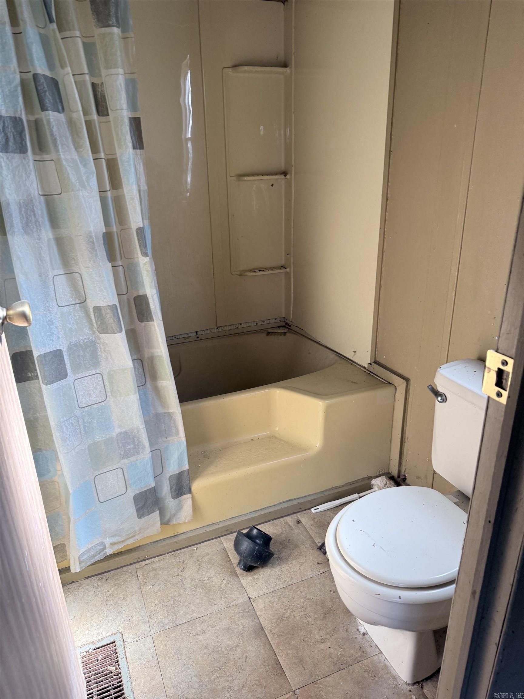 OLD PERRYVILLE - Residential