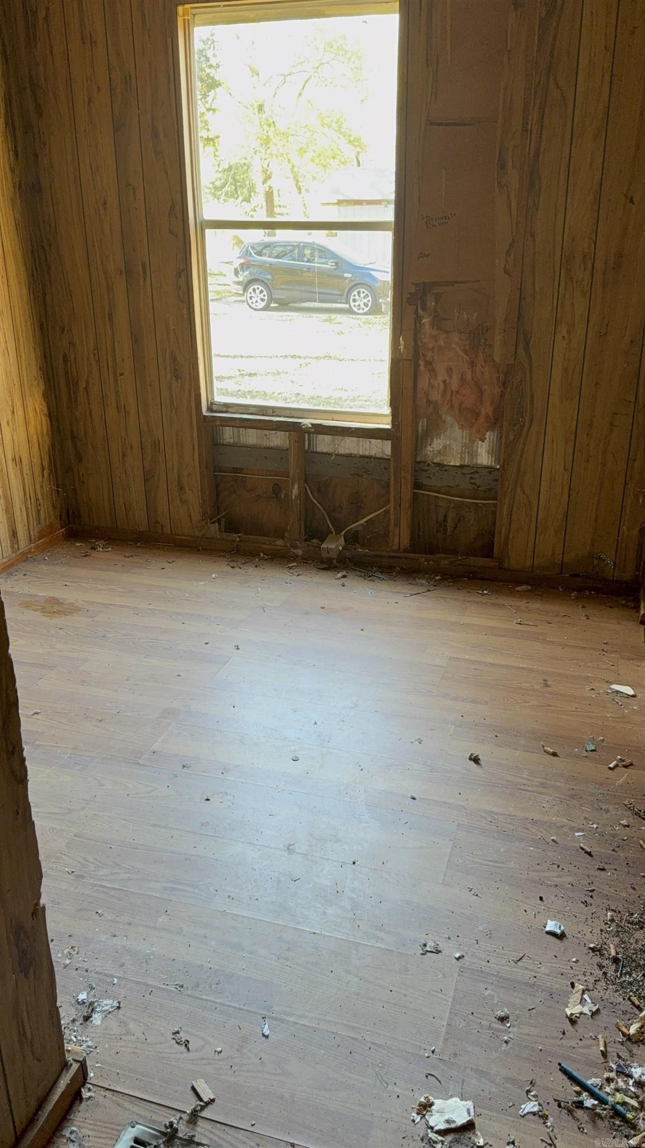 OLD PERRYVILLE - Residential