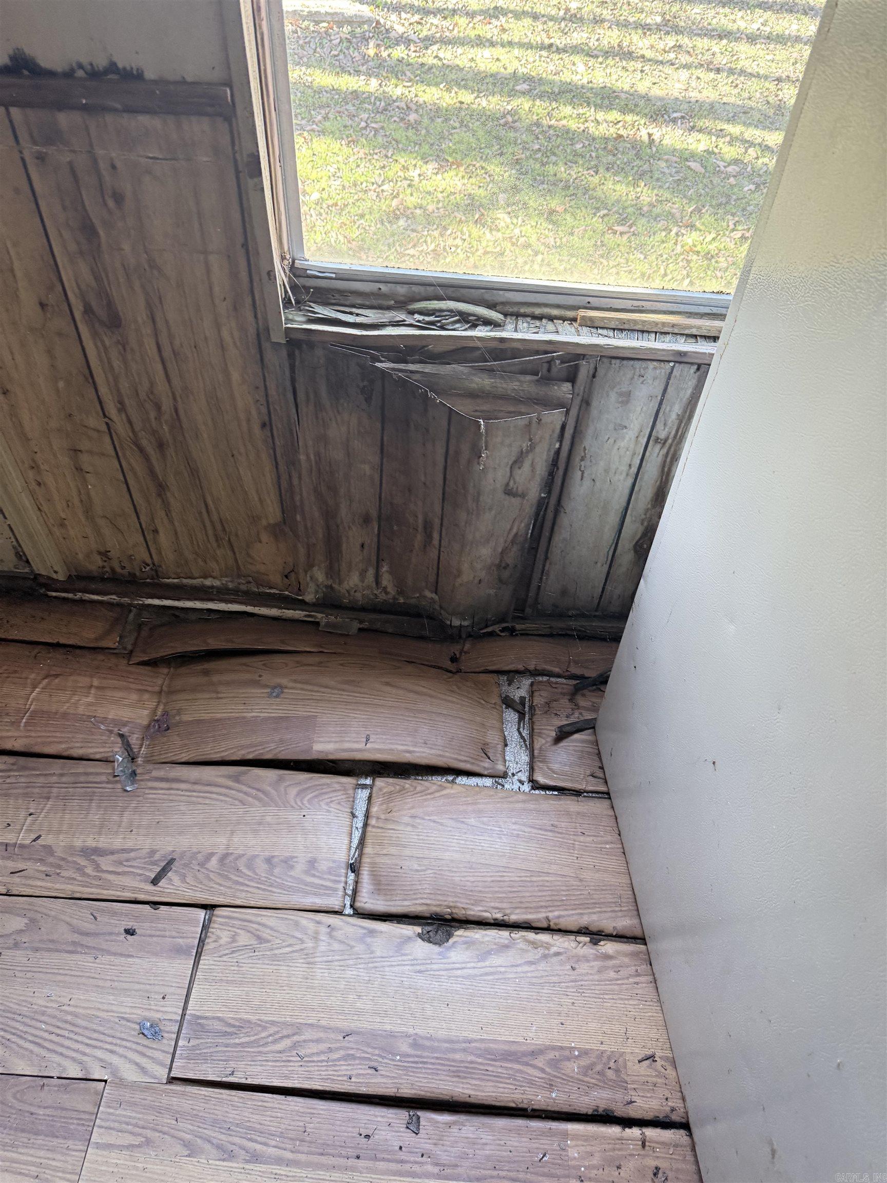 OLD PERRYVILLE - Residential