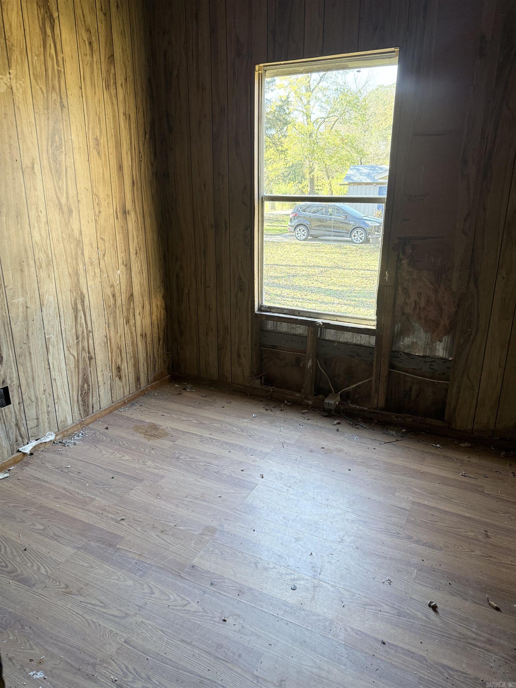 OLD PERRYVILLE - Residential