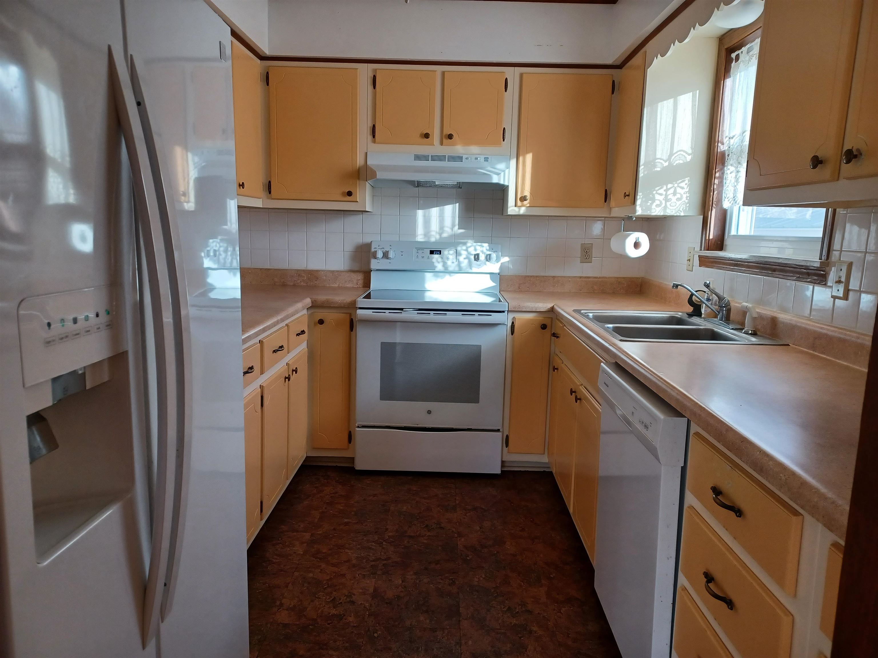 PIONEER VILLAGE MANOR - Residential