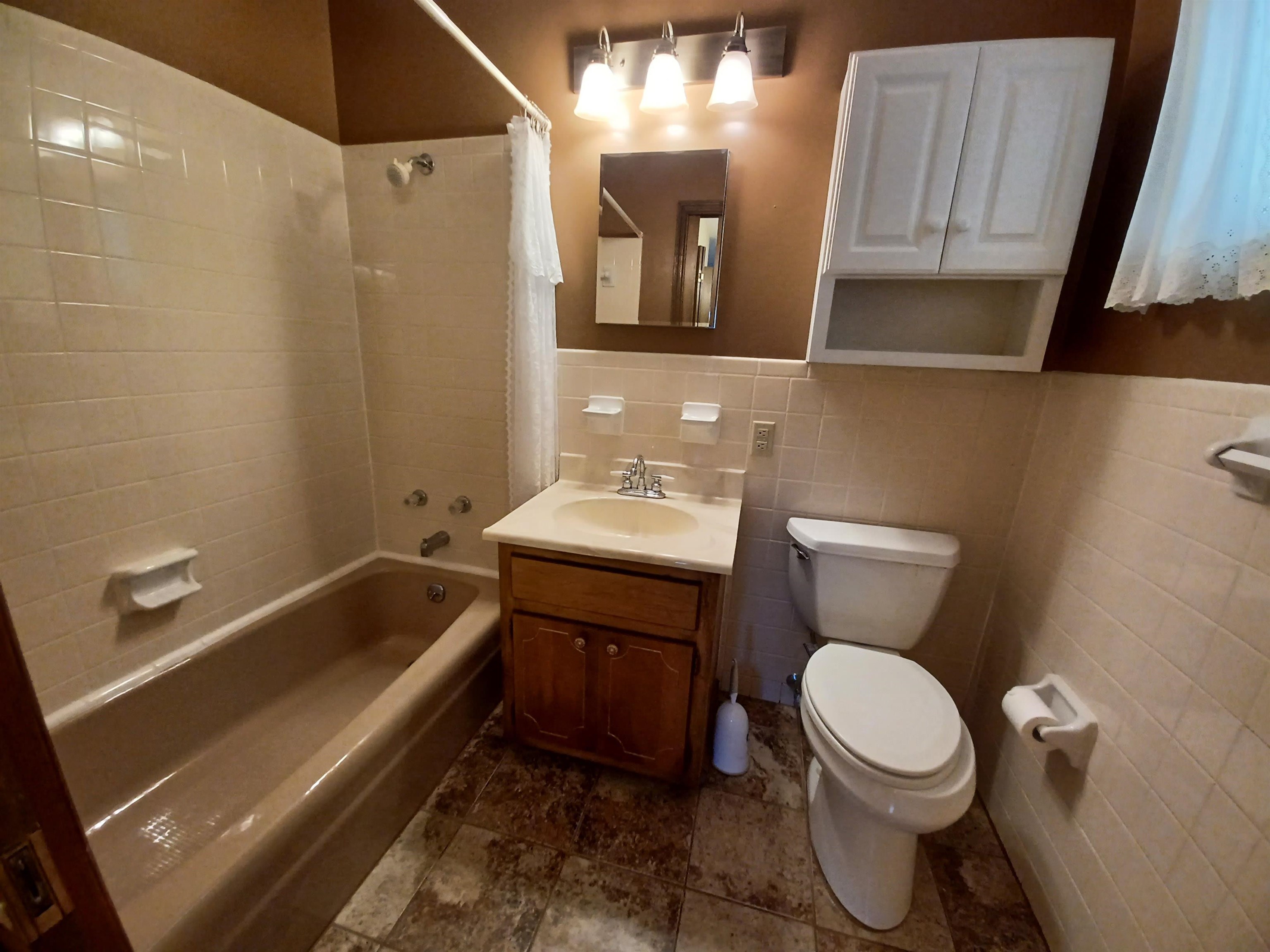 PIONEER VILLAGE MANOR - Residential