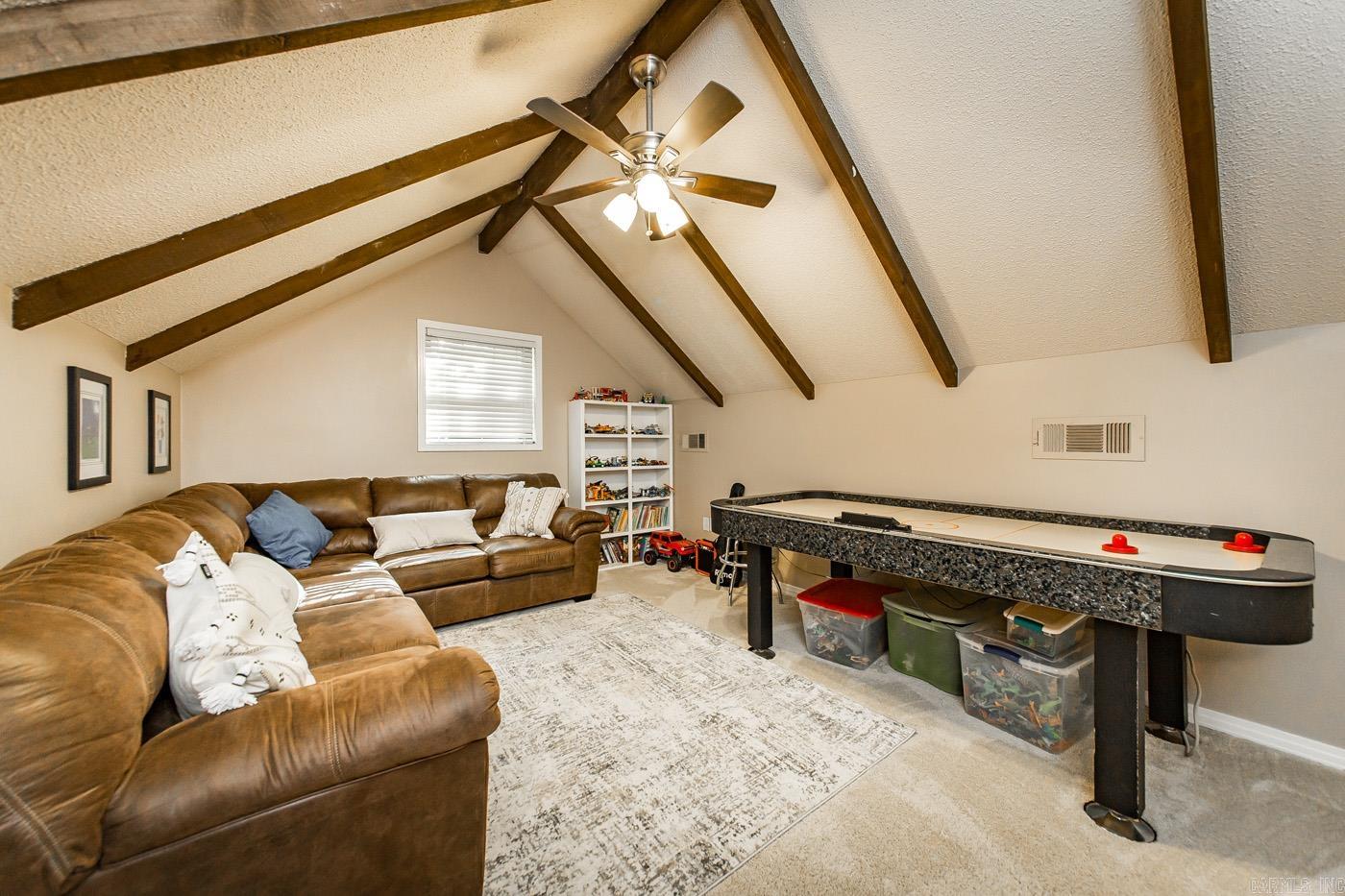 WOODWARD - Residential