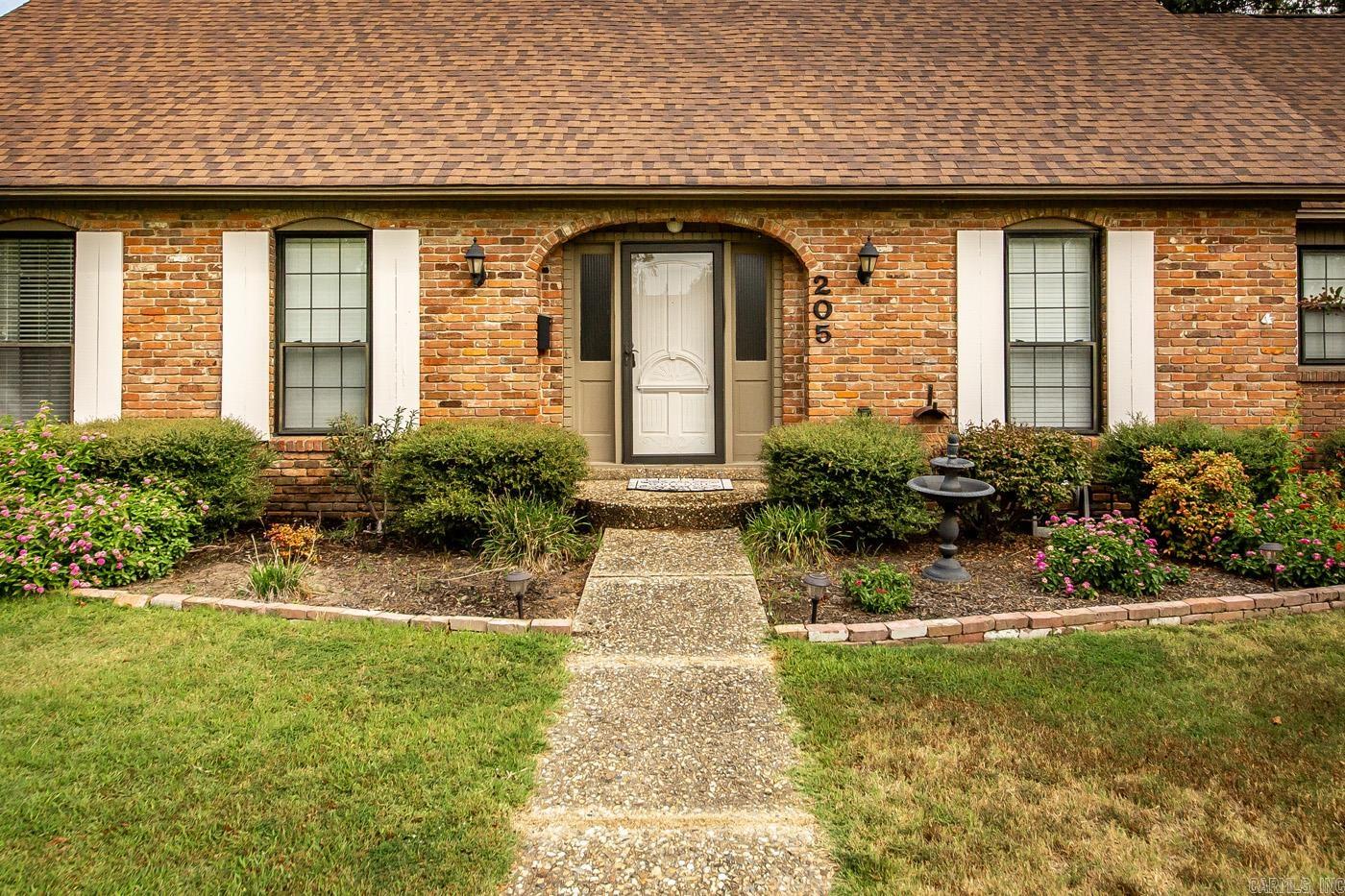 WOODWARD - Residential