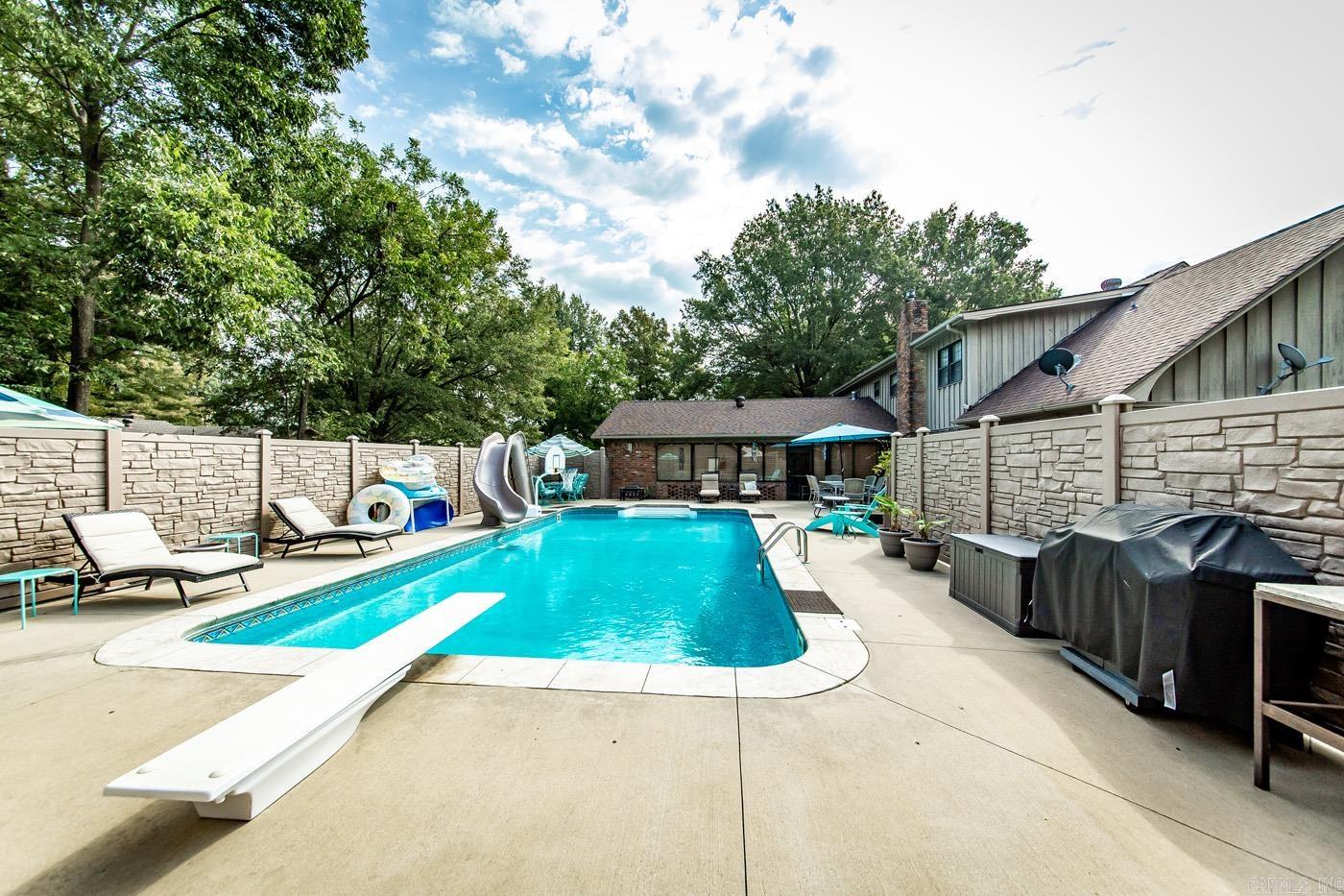 WOODWARD - Residential