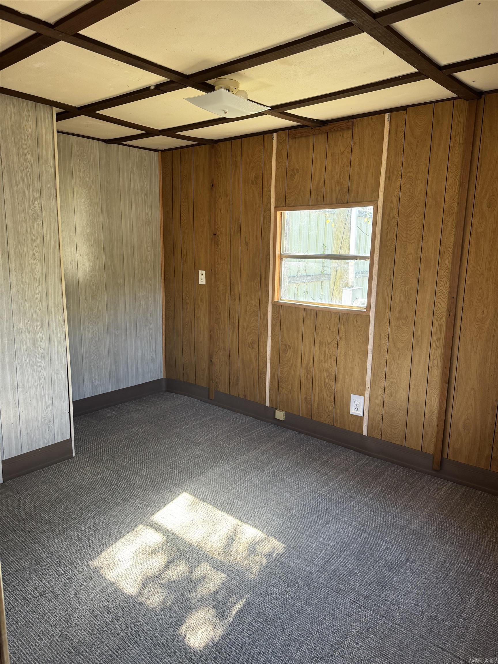 Not in Subdivision - Residential Lease