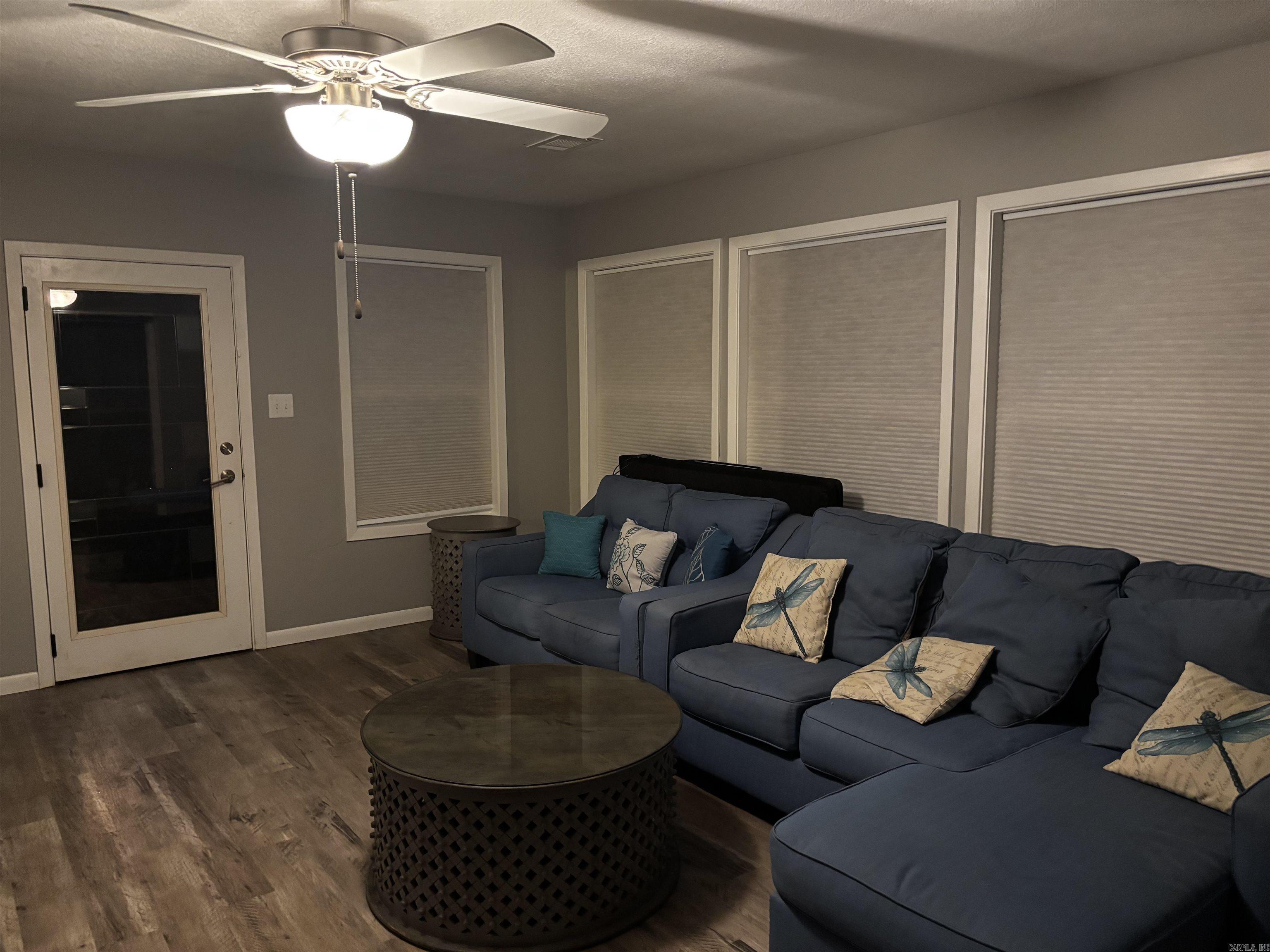 BRIARWOOD 6TH ADD - Residential