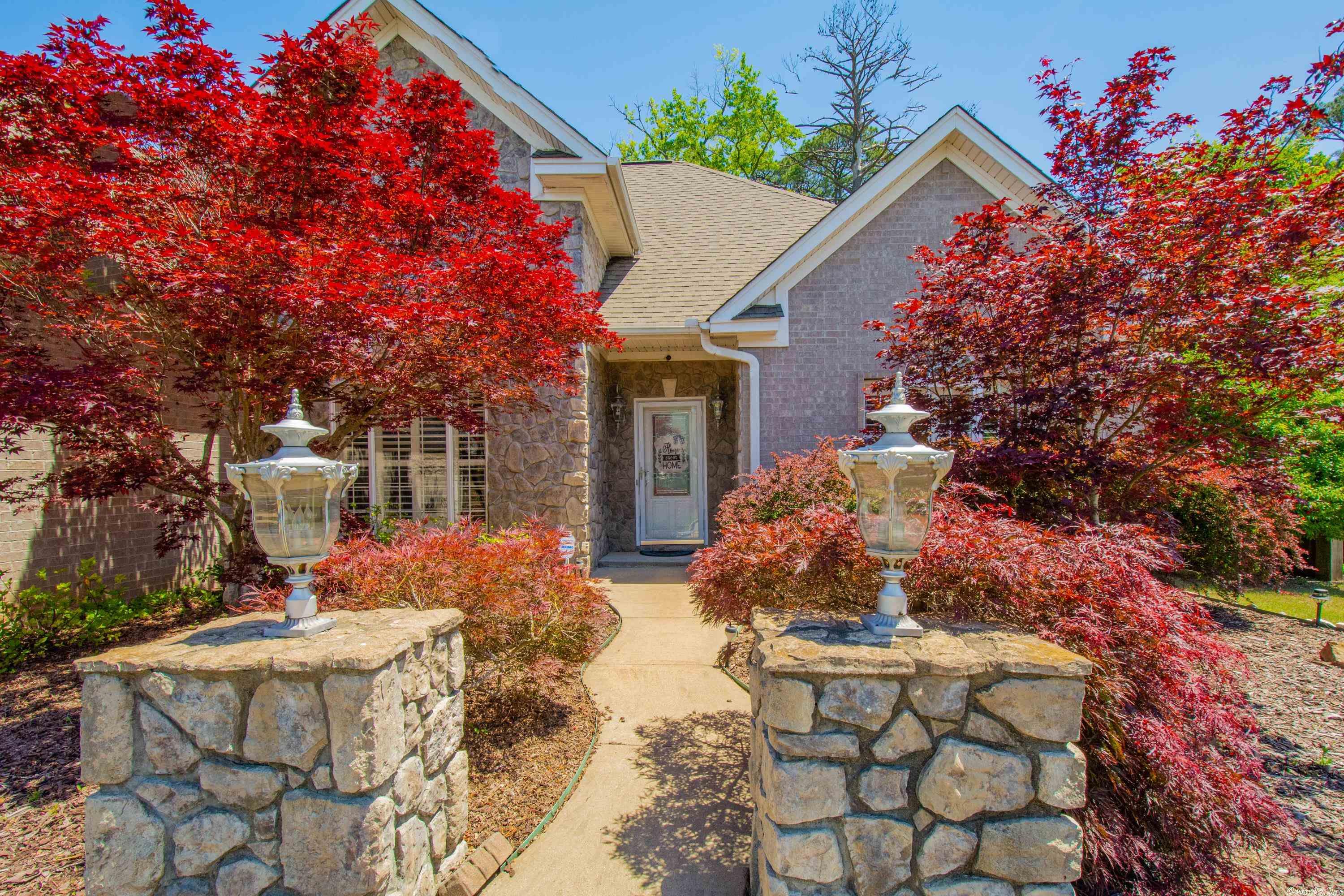 HURRICANE LAKE EST - Residential