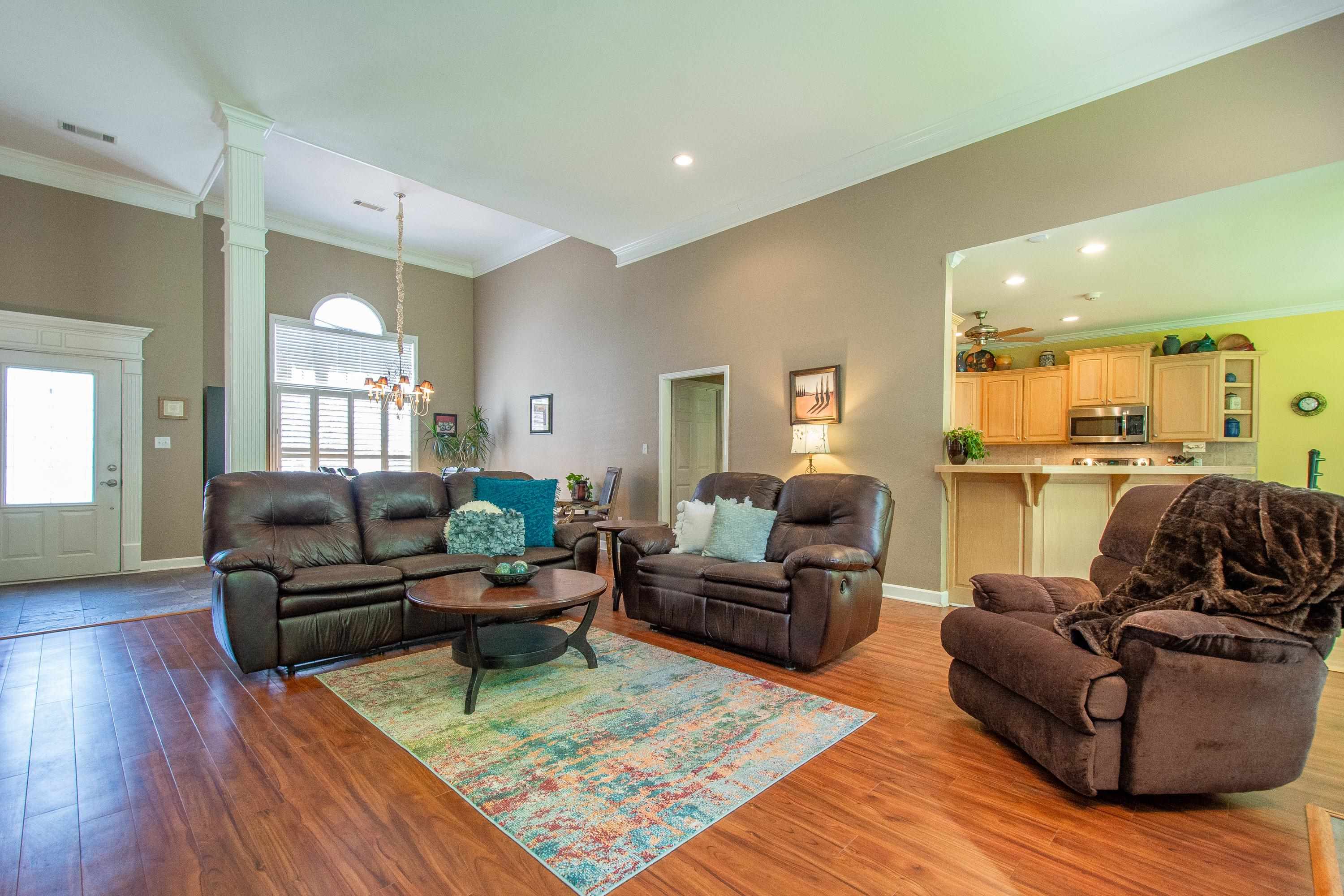 HURRICANE LAKE EST - Residential