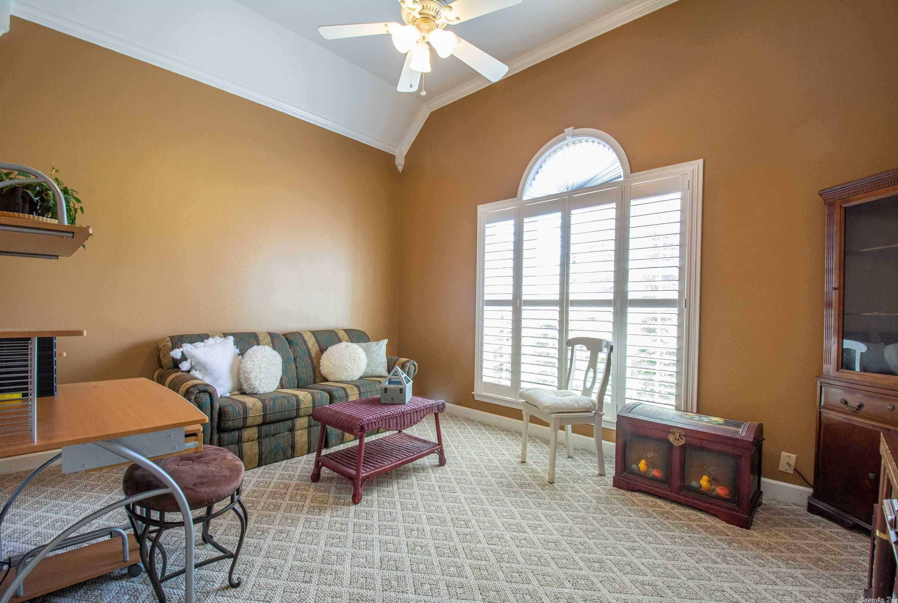 HURRICANE LAKE EST - Residential