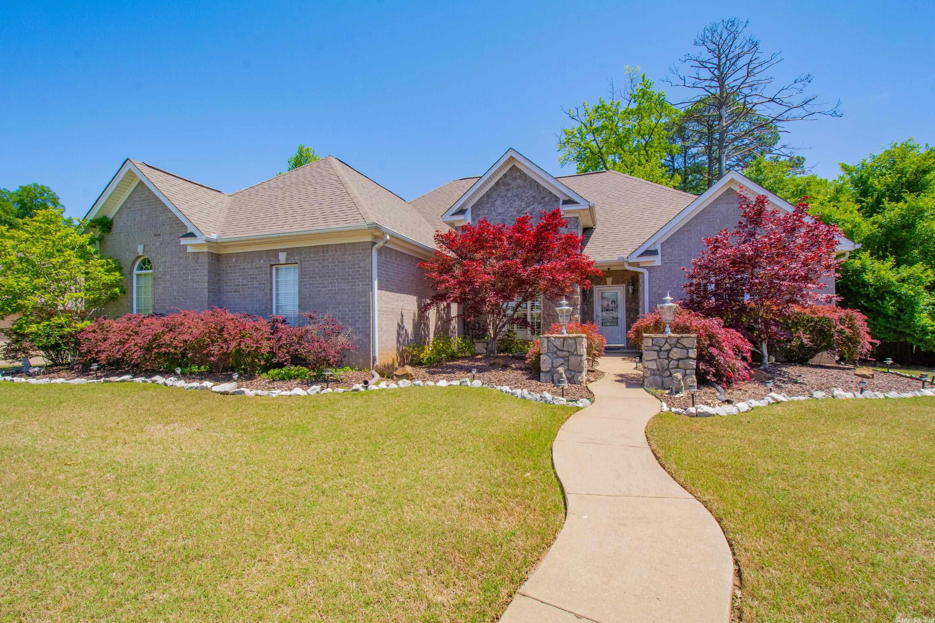 HURRICANE LAKE EST - Residential