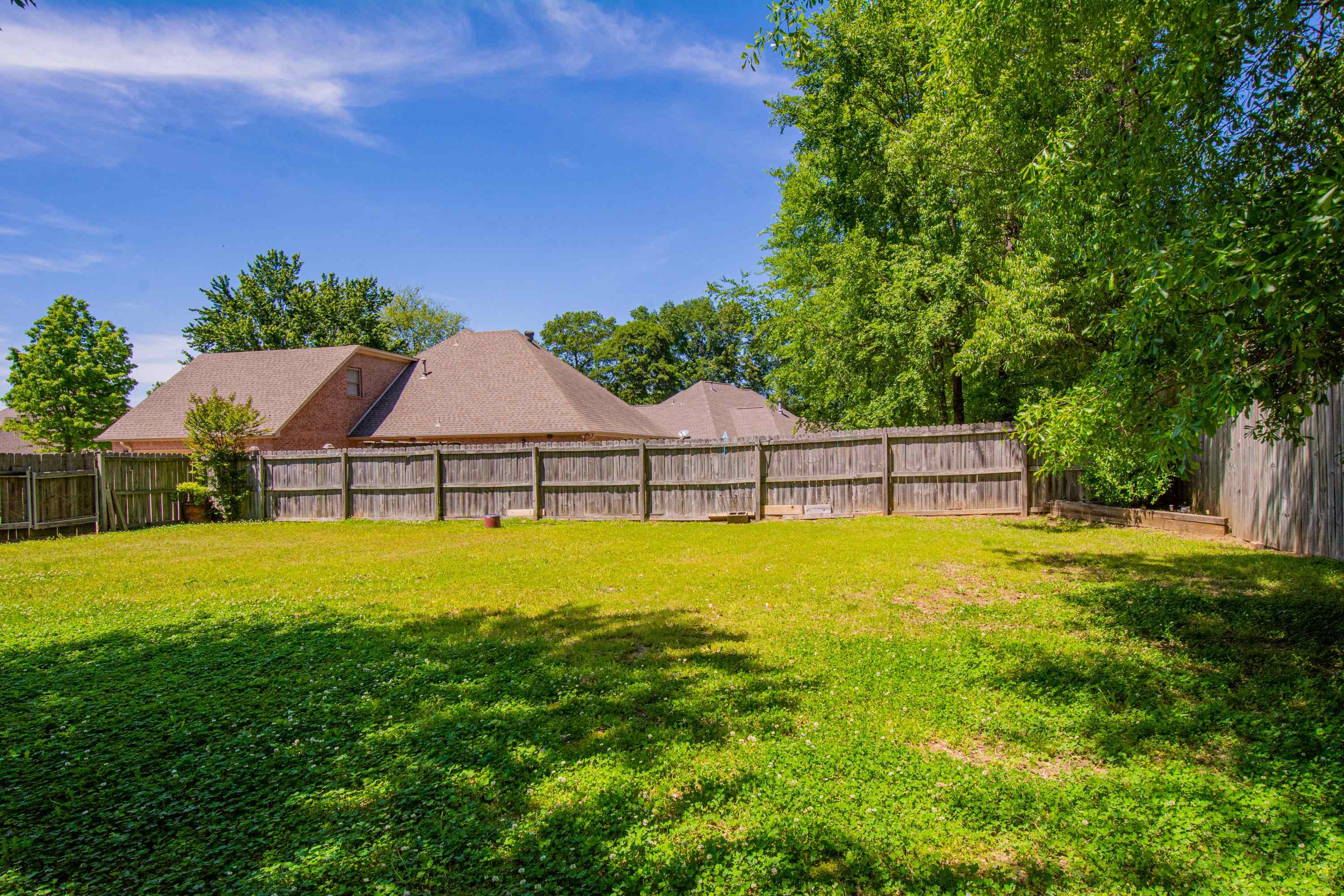 HURRICANE LAKE EST - Residential