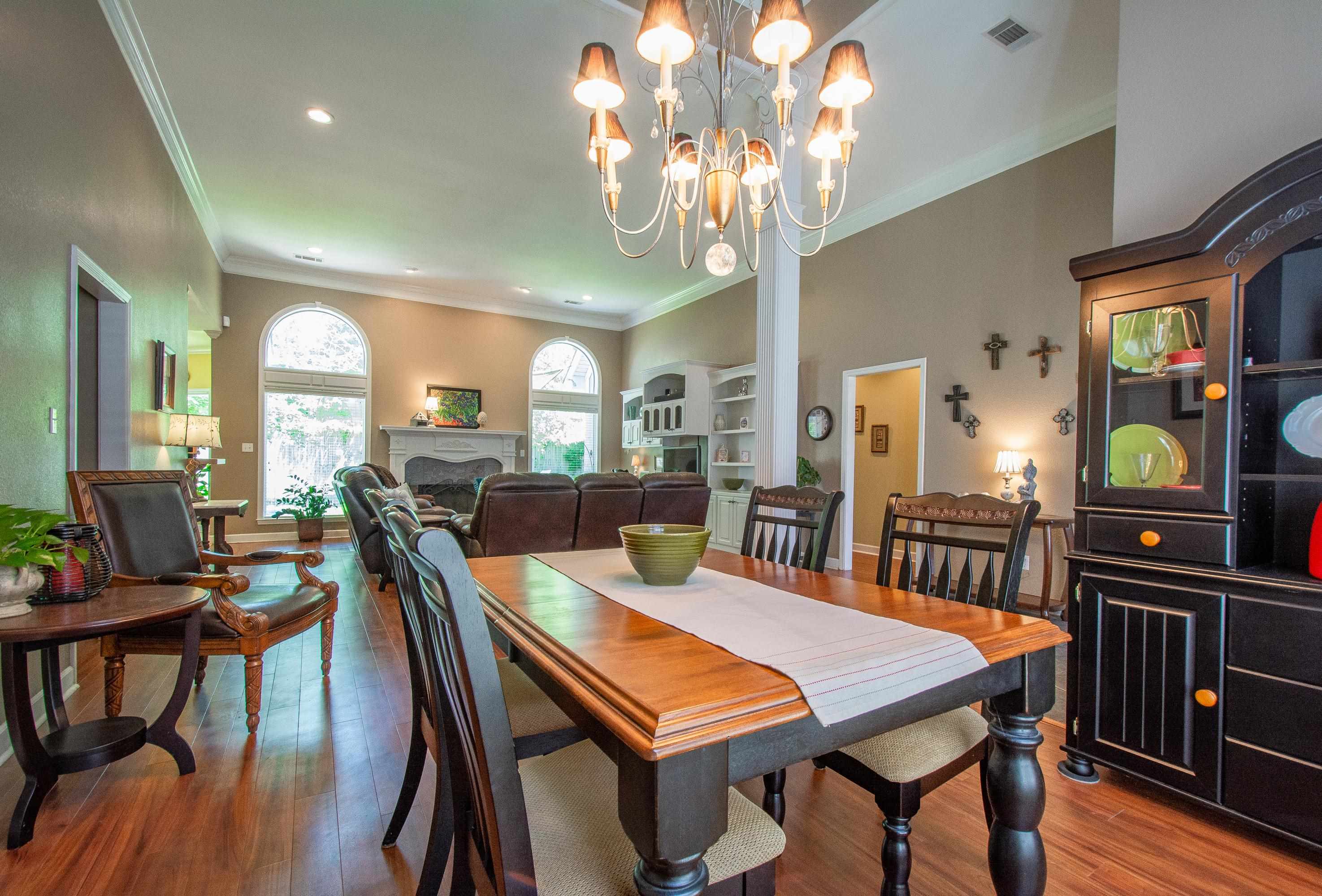 HURRICANE LAKE EST - Residential