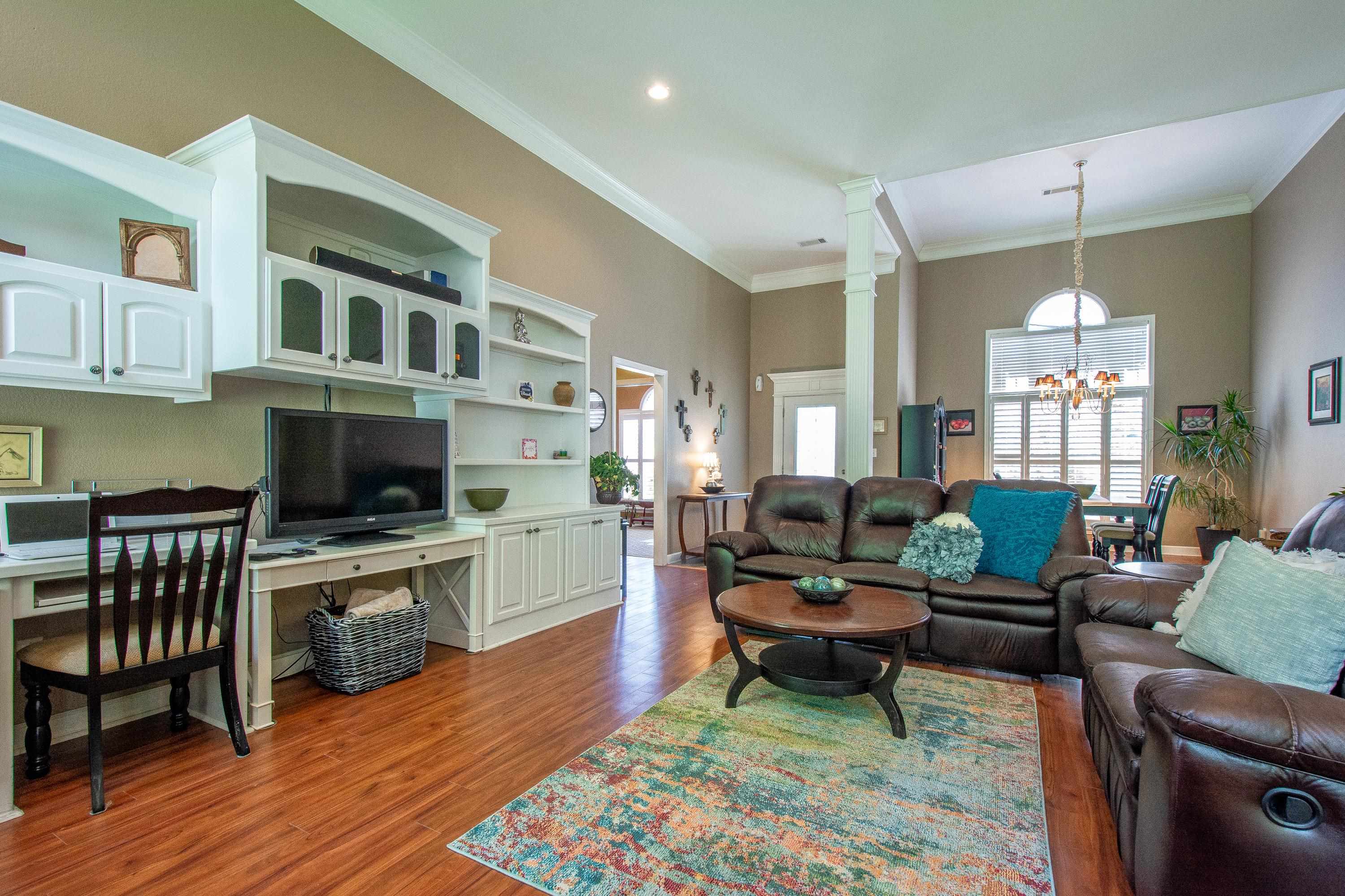 HURRICANE LAKE EST - Residential