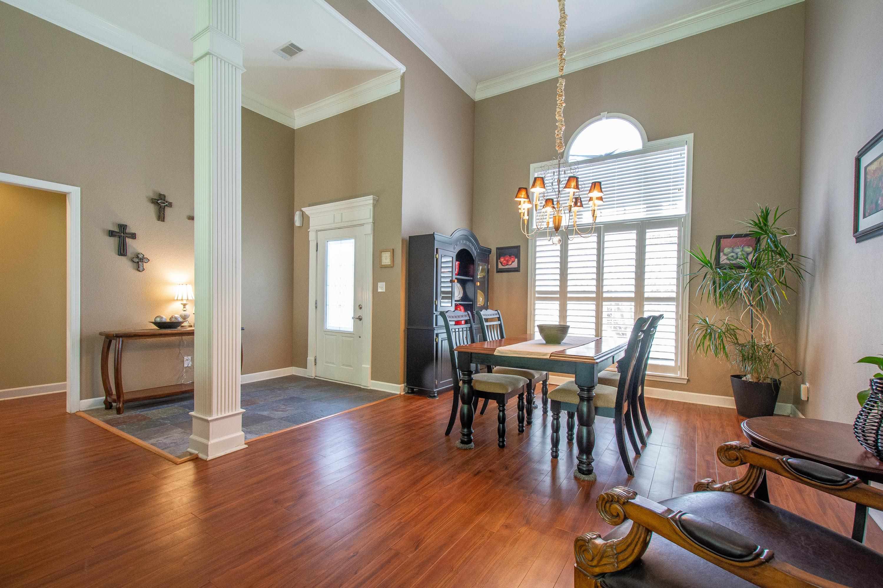 HURRICANE LAKE EST - Residential