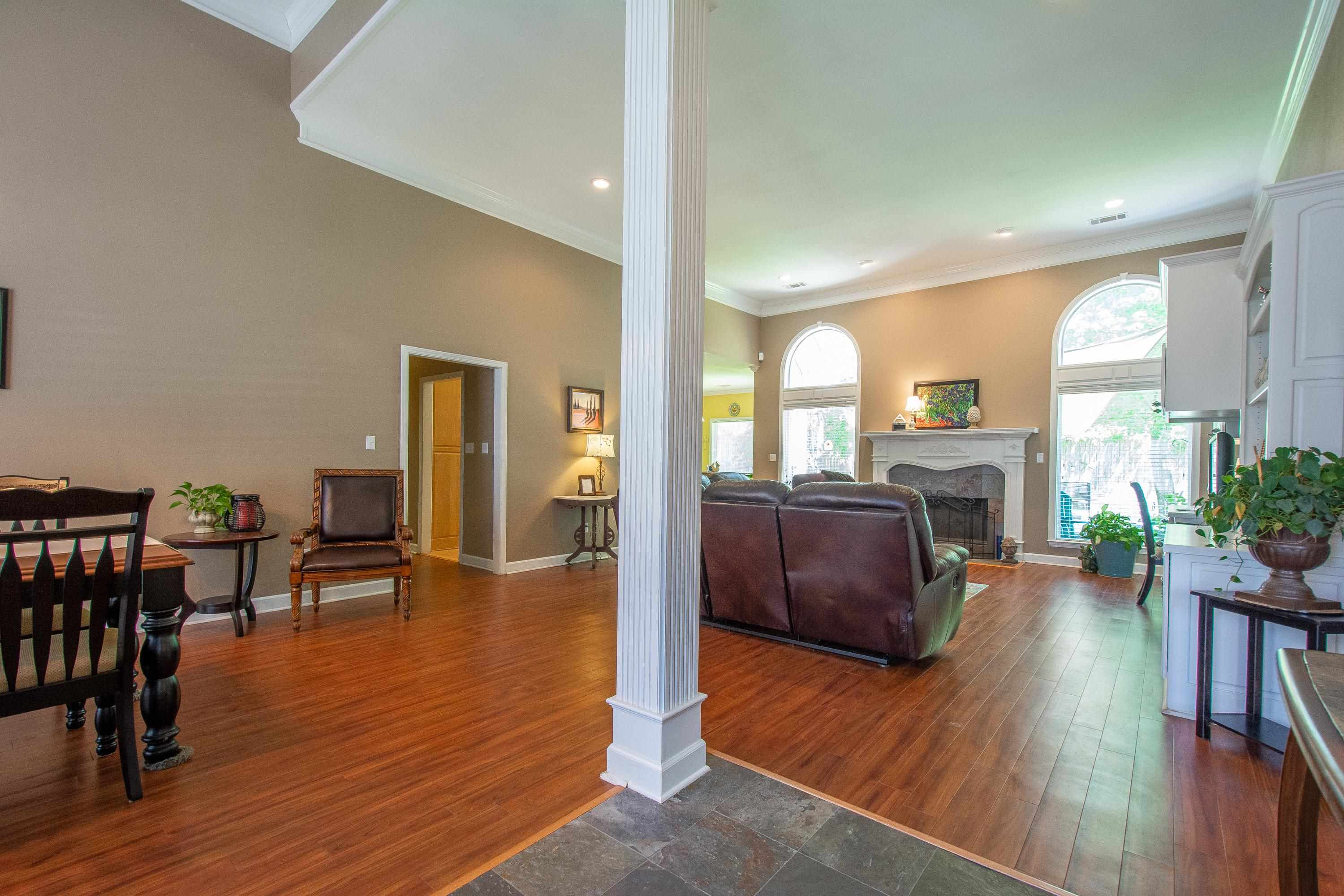 HURRICANE LAKE EST - Residential