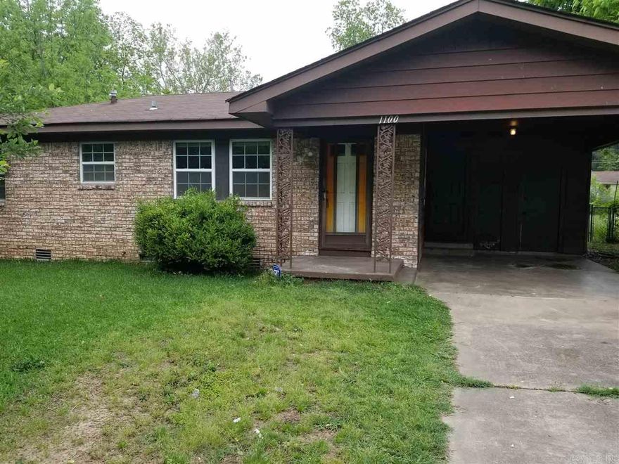 Available in September: 3 bedroom 1 bath home. Carport parking. Lease terms 12 months, $700 deposit, $40 application fee. Apply online at c21prjxrentals.com