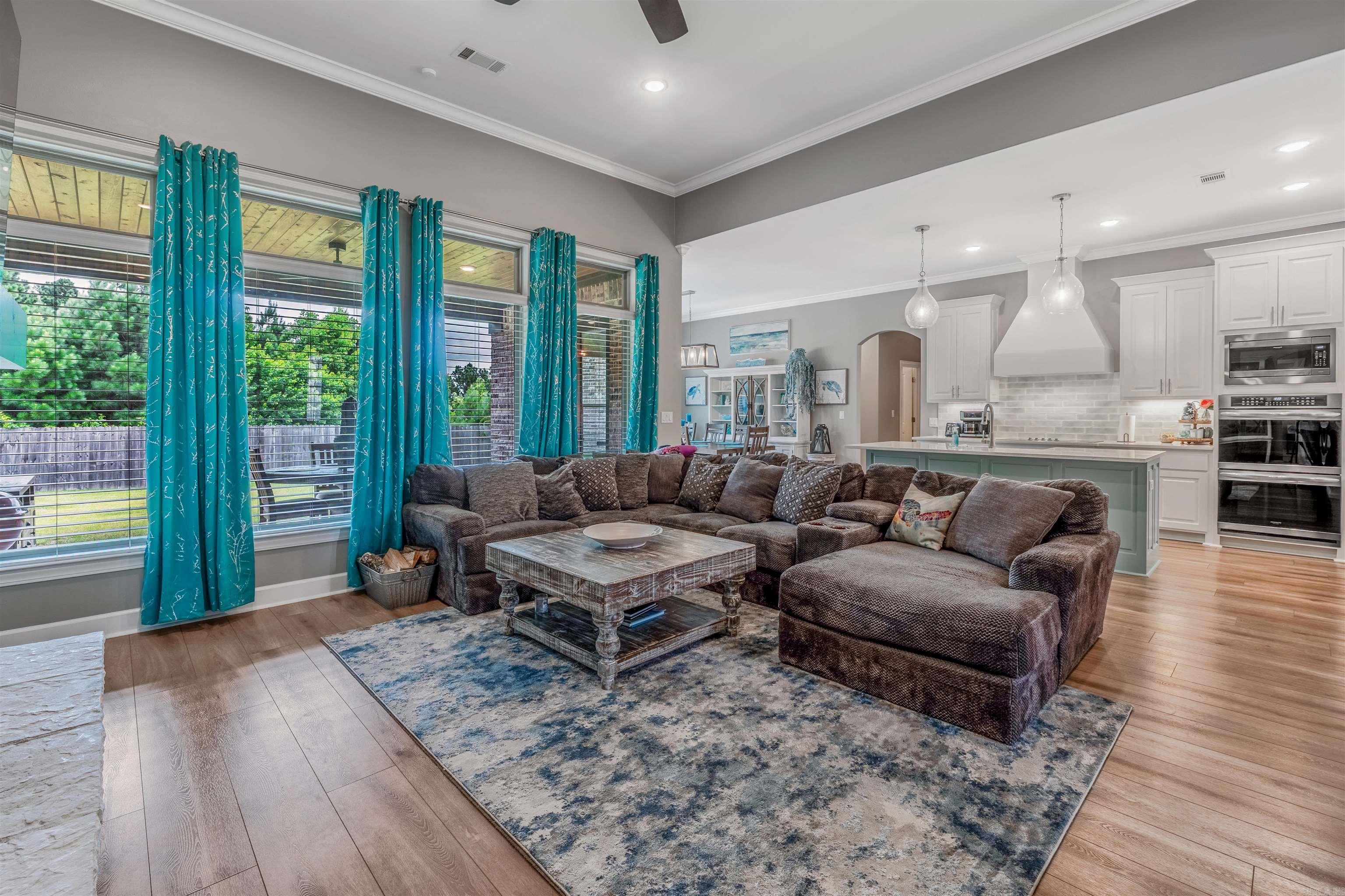 STONEHILL - Residential