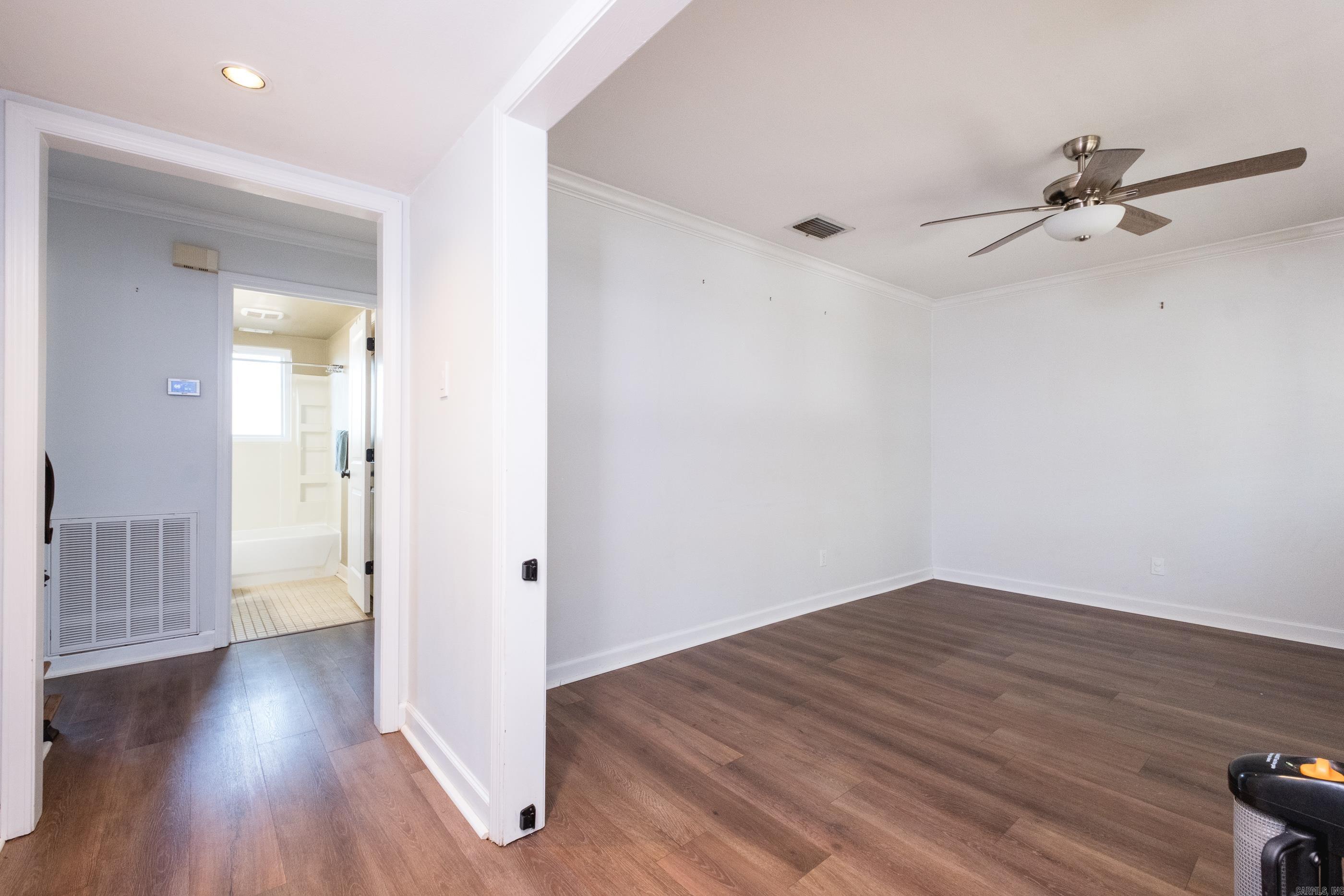 INDIAN HILLS - Residential