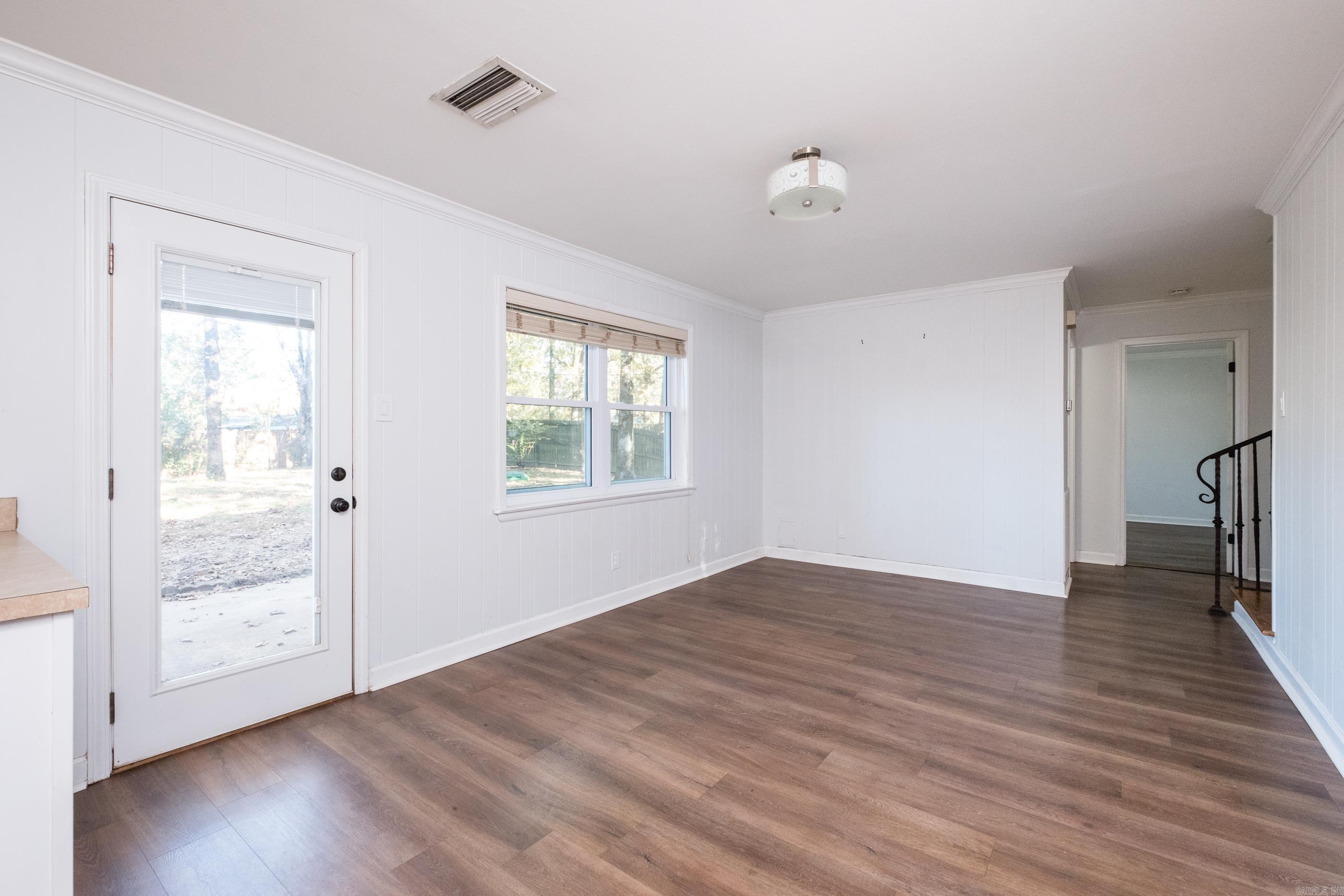 INDIAN HILLS - Residential