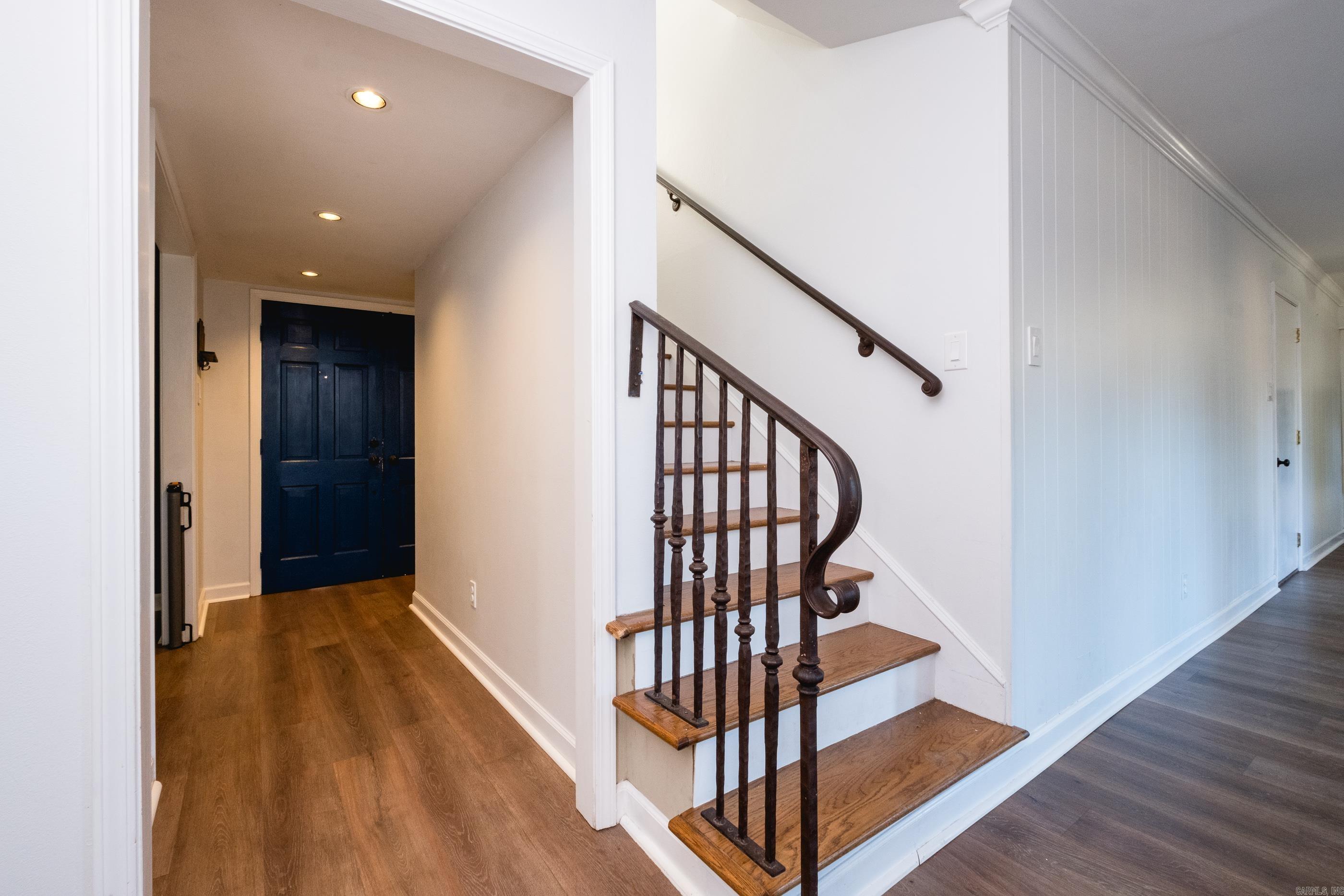 INDIAN HILLS - Residential