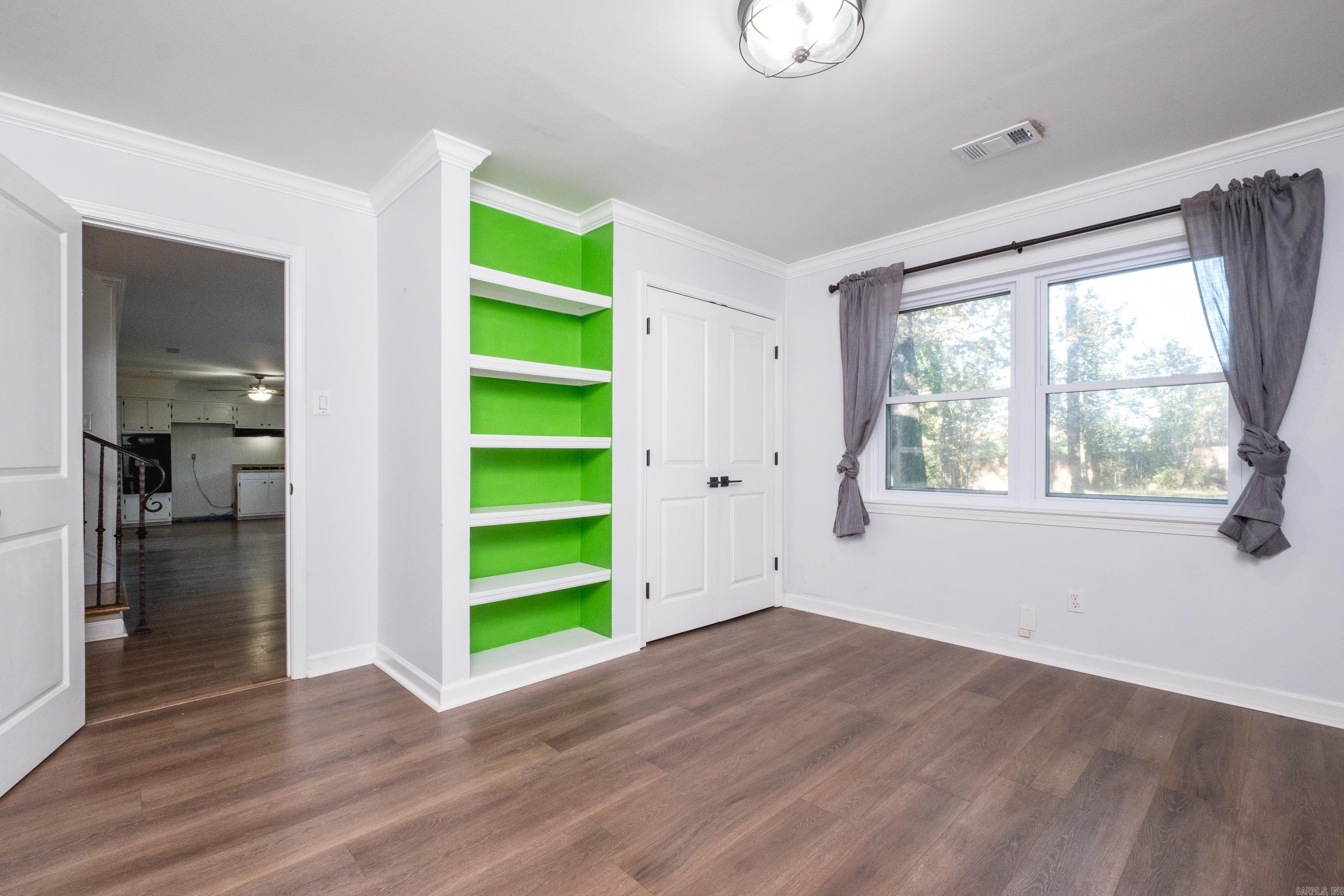 INDIAN HILLS - Residential