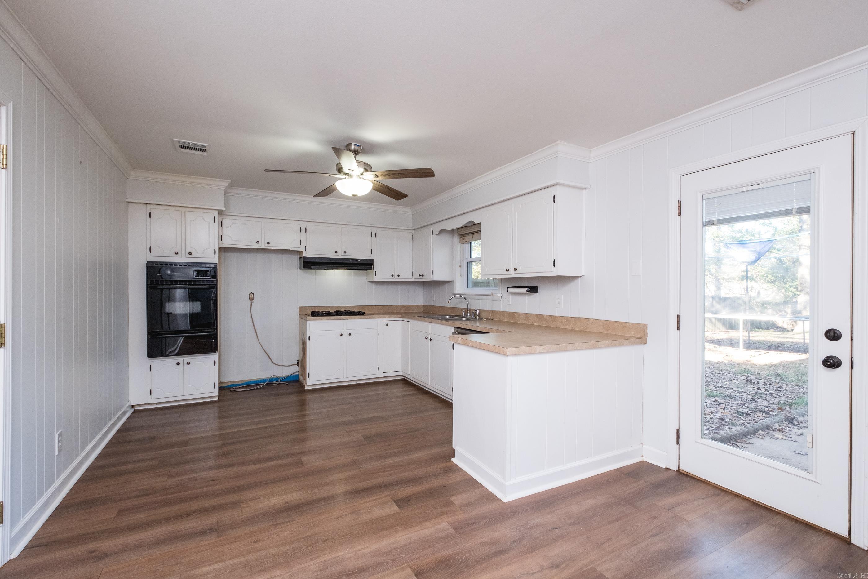 INDIAN HILLS - Residential