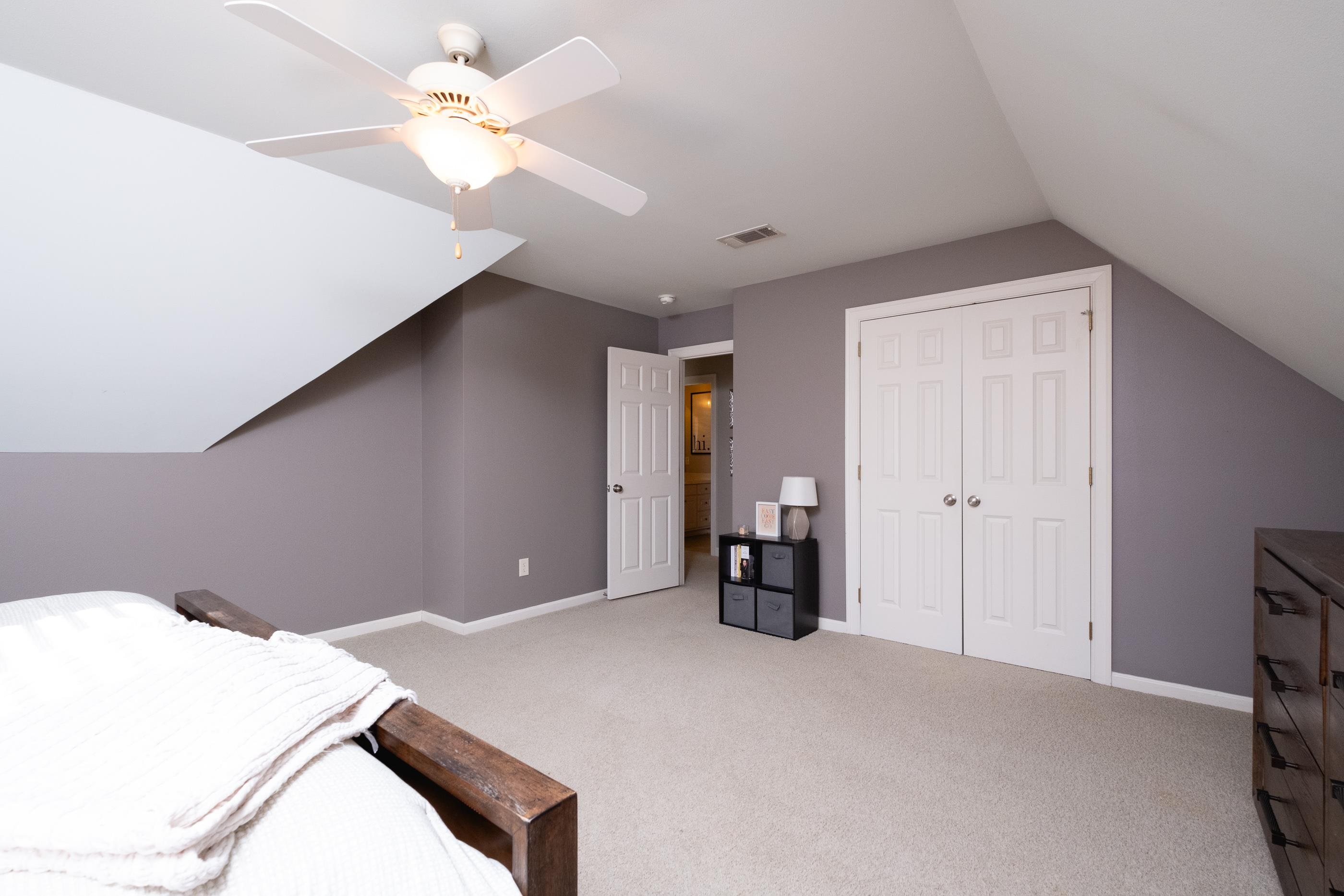 WOODLANDS EDGE - Residential