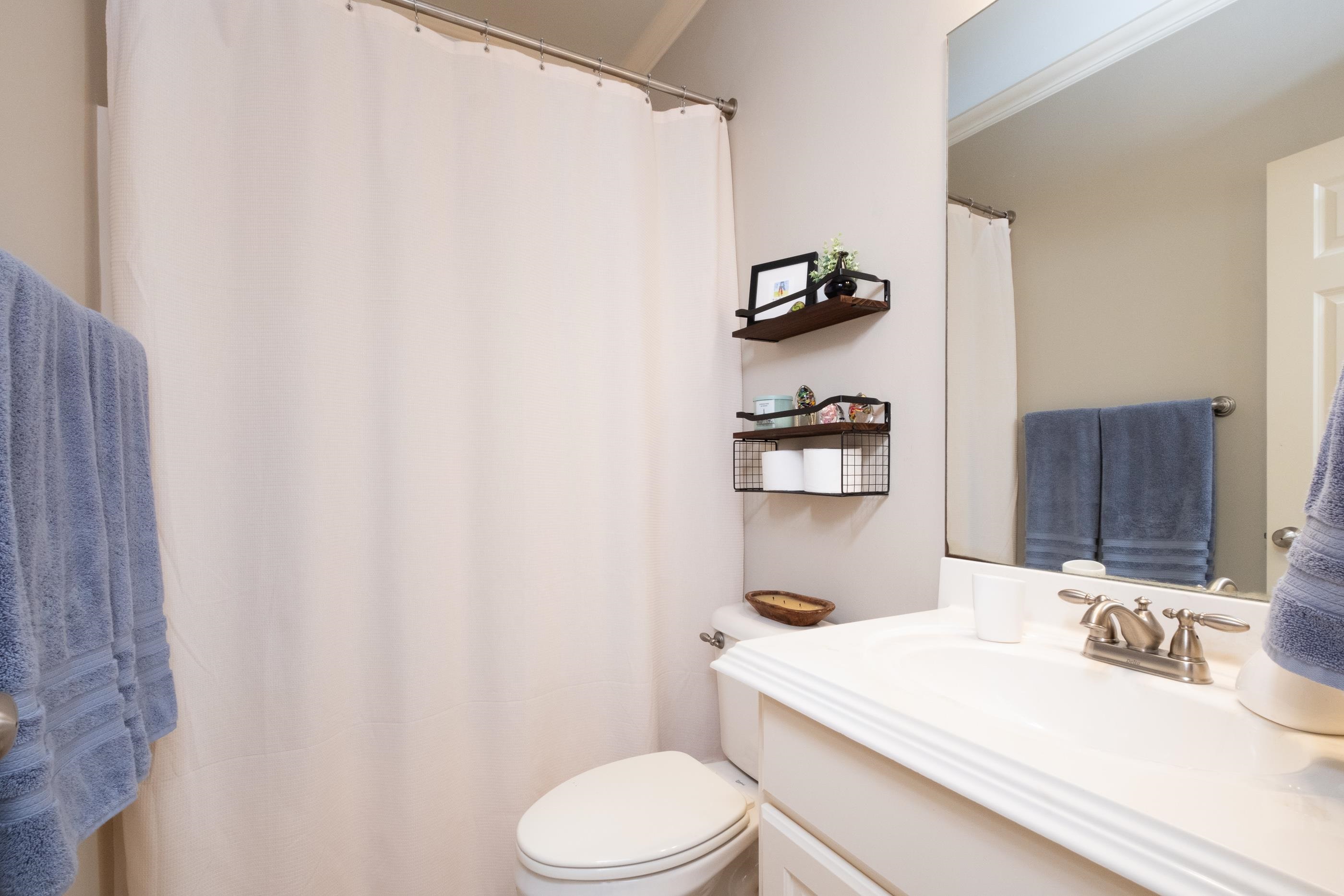 WOODLANDS EDGE - Residential