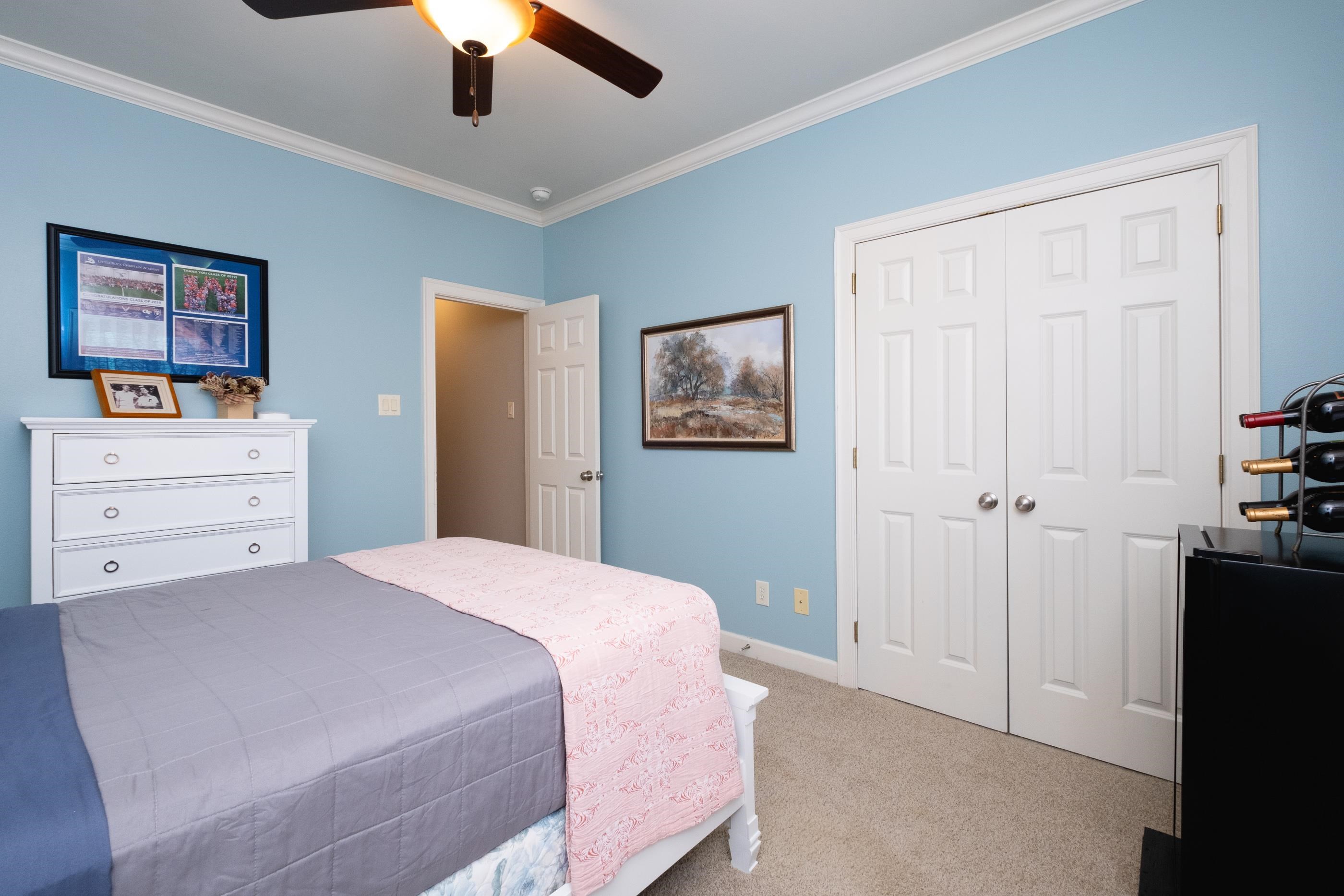 WOODLANDS EDGE - Residential