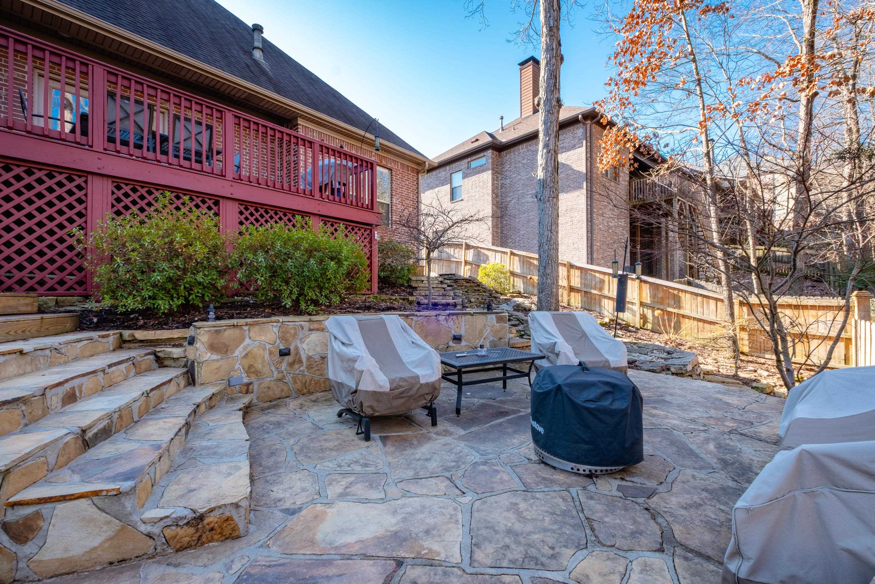 WOODLANDS EDGE - Residential