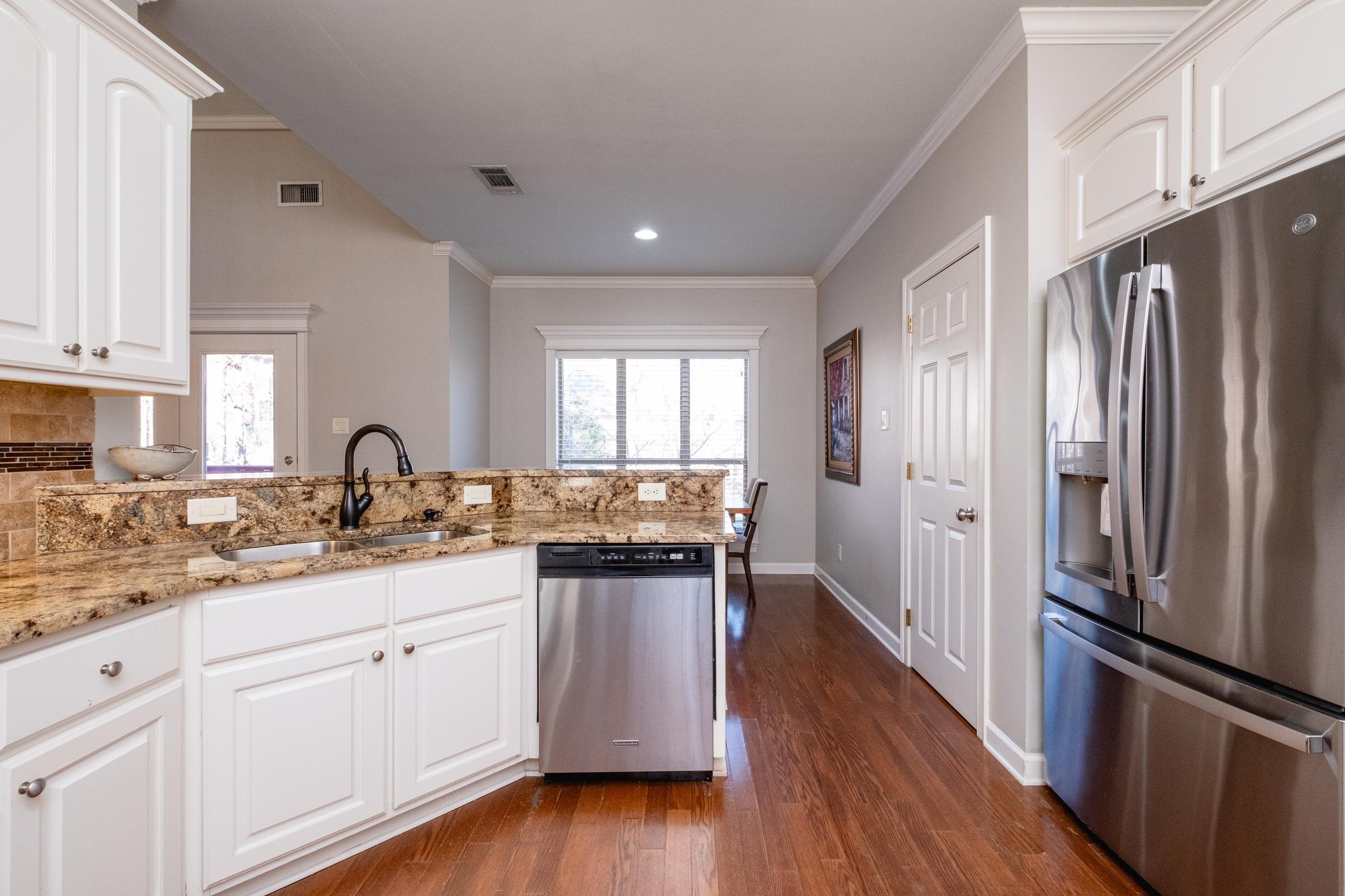 WOODLANDS EDGE - Residential