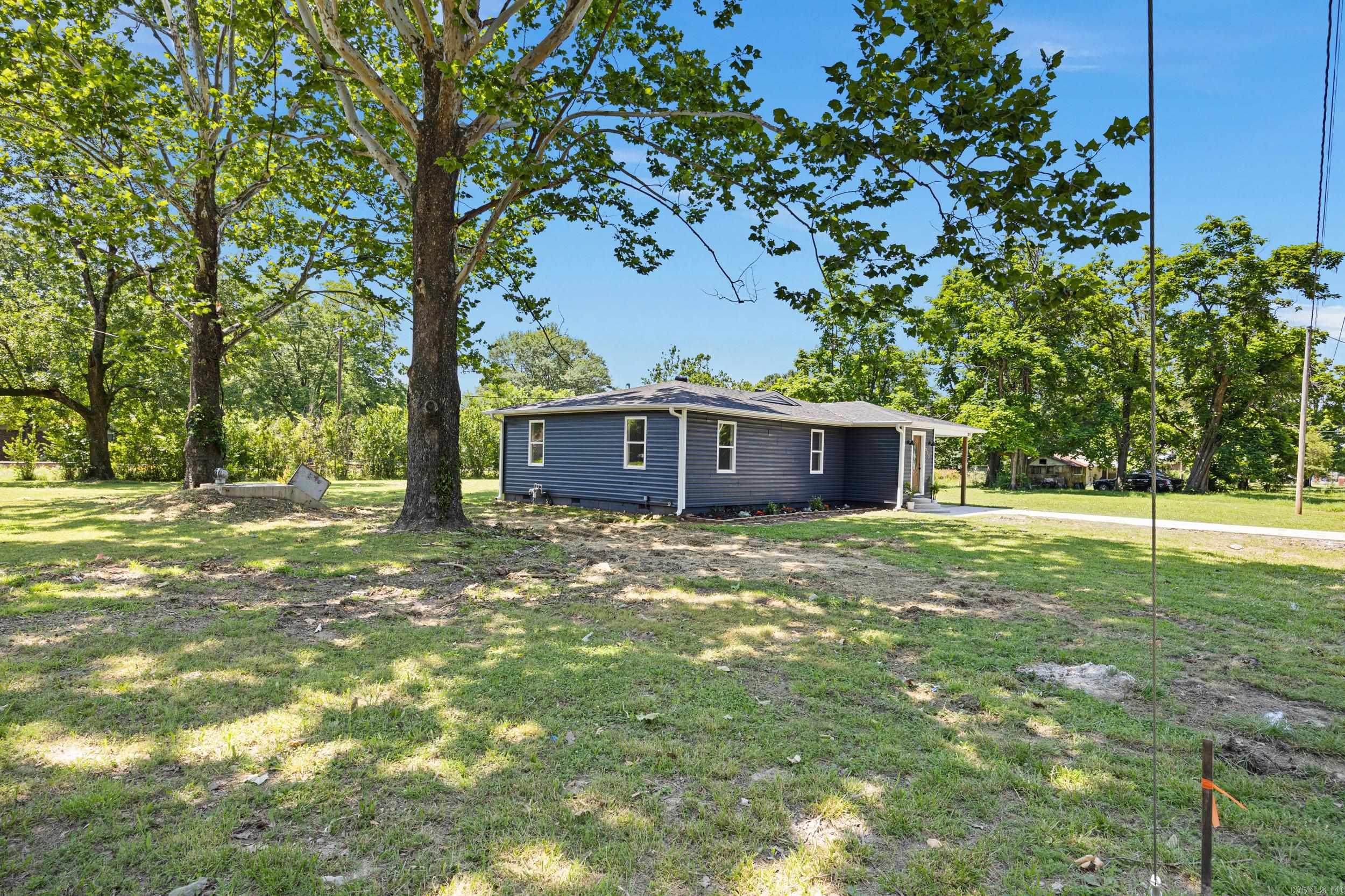 MCARTHUR - Residential