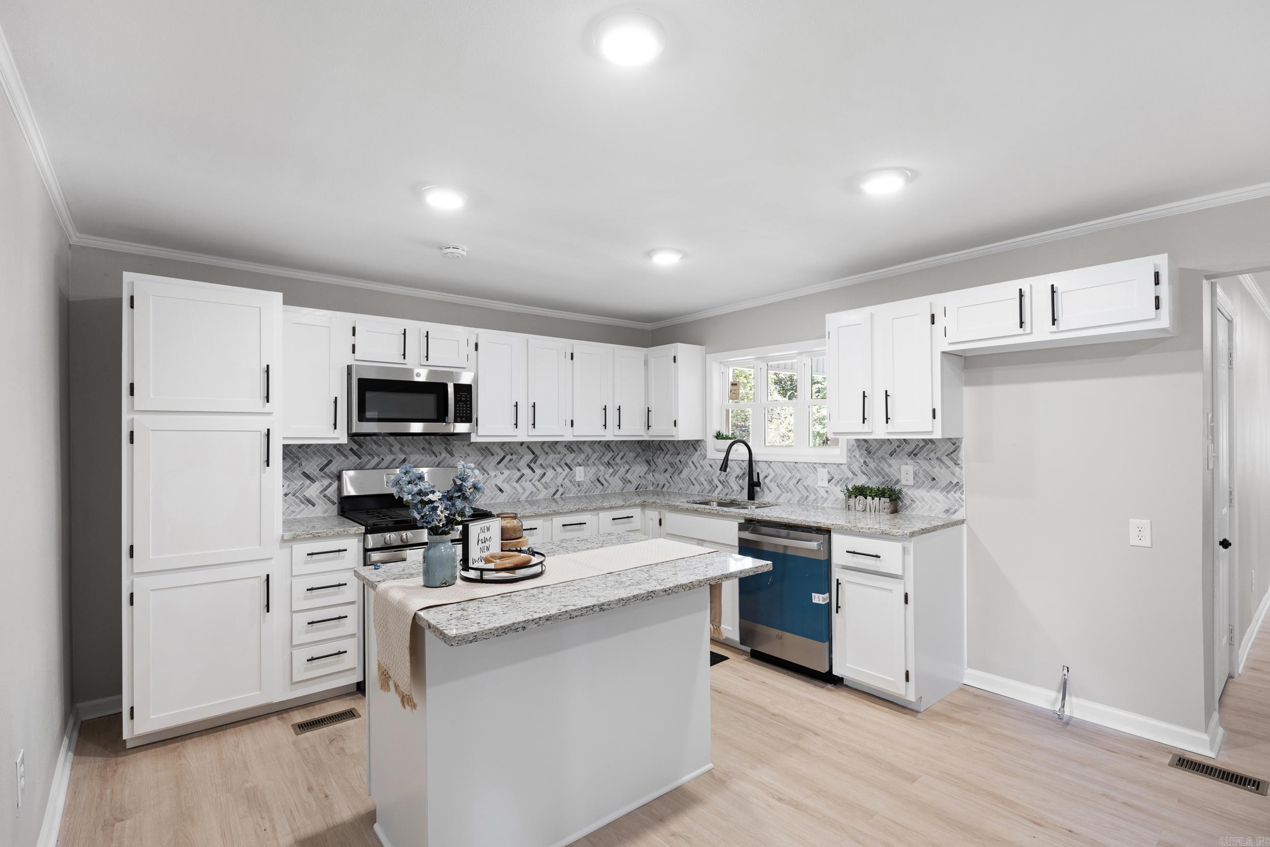 MCARTHUR - Residential