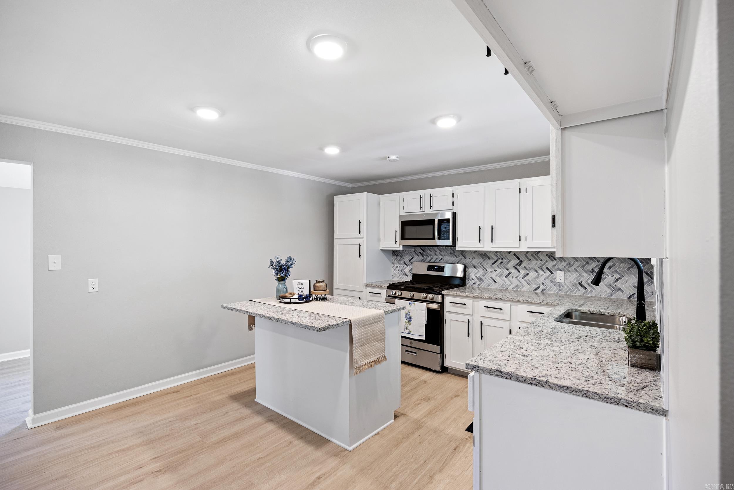 MCARTHUR - Residential