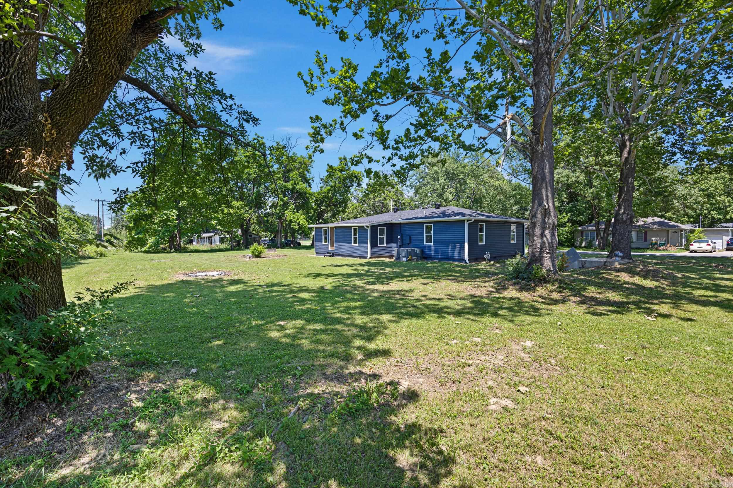 MCARTHUR - Residential