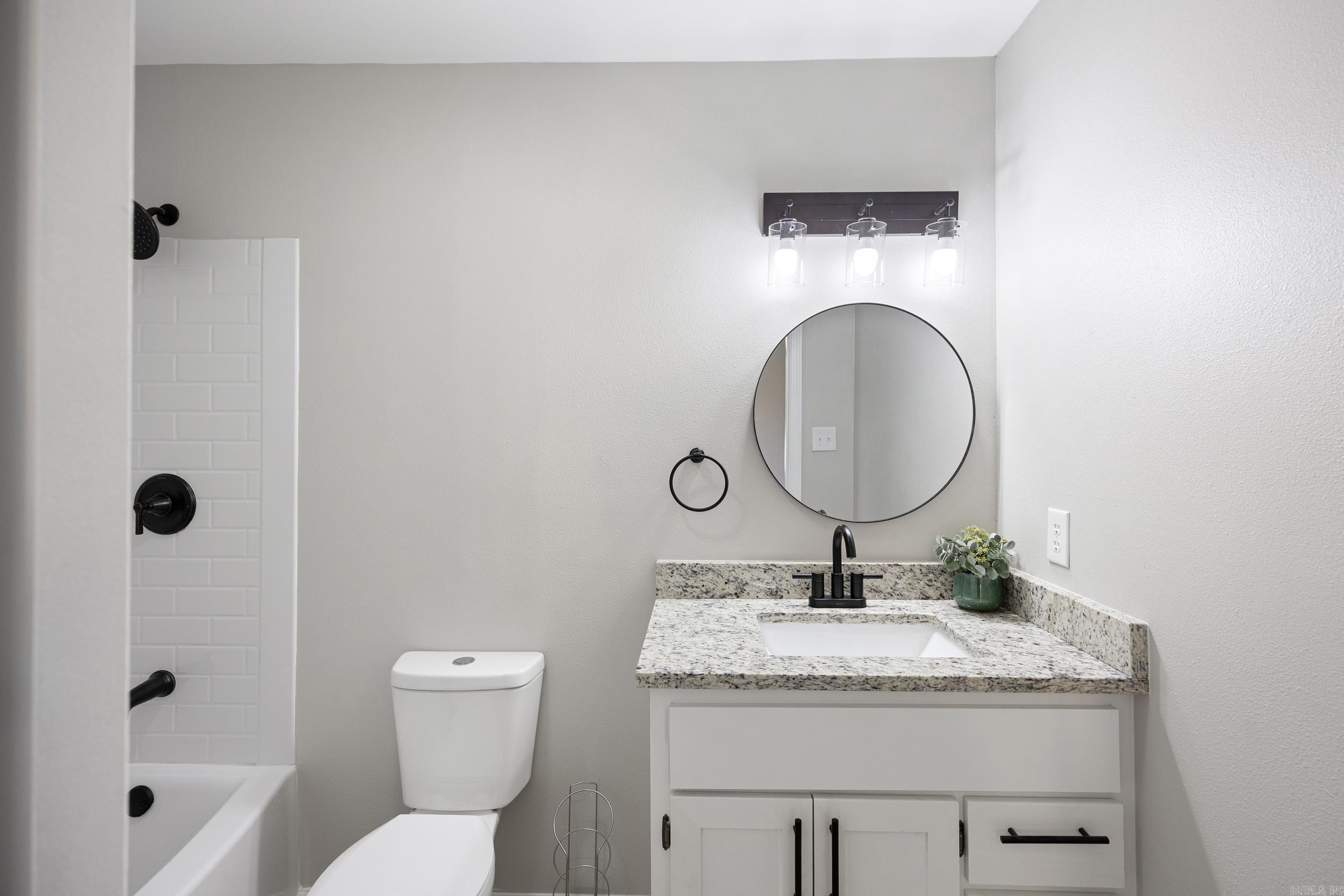 MCARTHUR - Residential