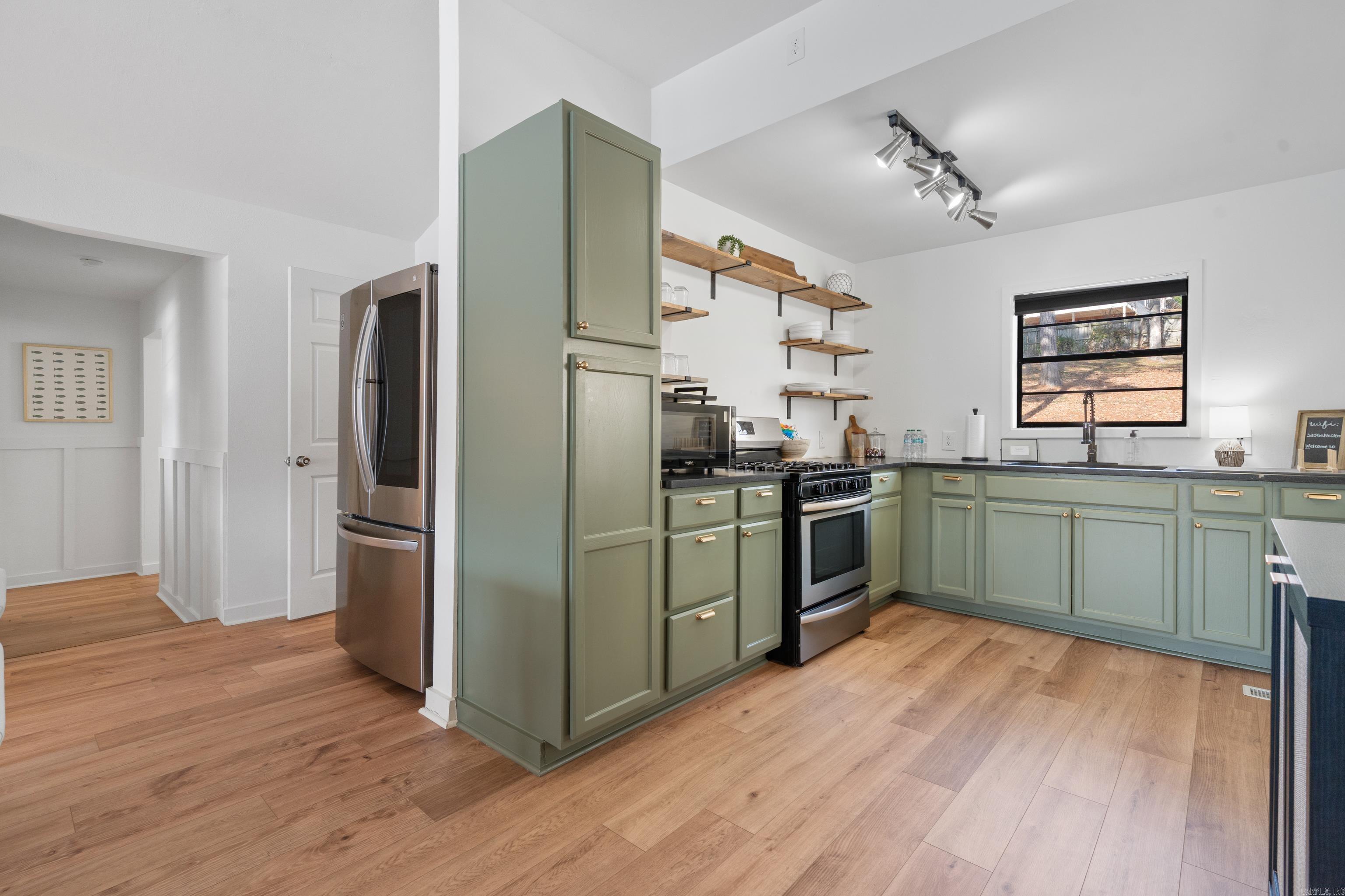 Lake Hamilton Shores - Residential