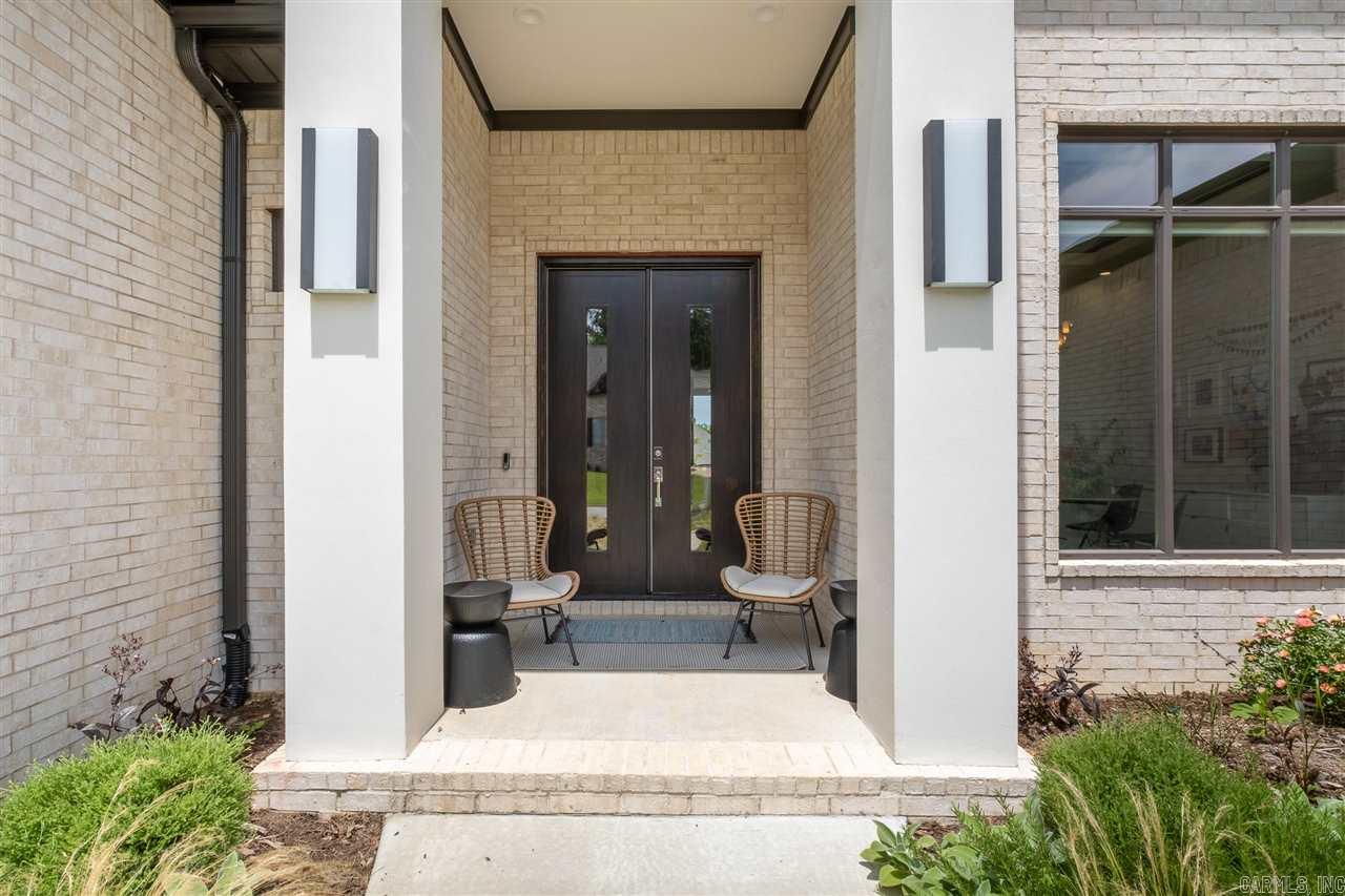 CHENAL VALLEY "ENSBURY PLACE" - Residential