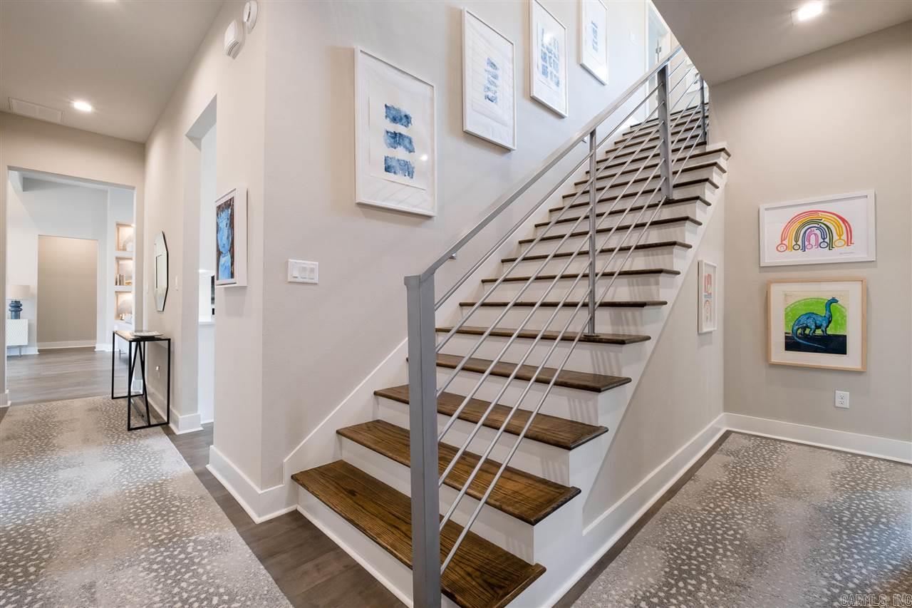 CHENAL VALLEY "ENSBURY PLACE" - Residential