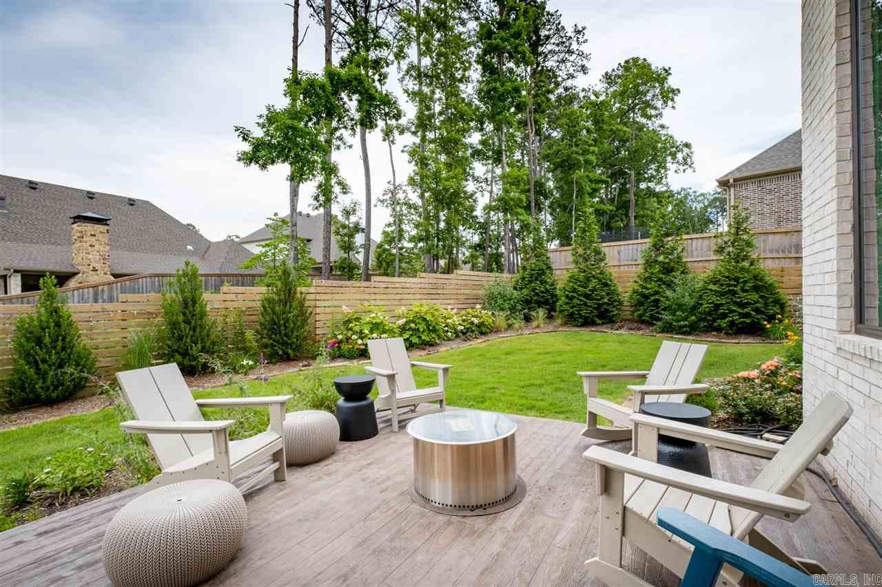 CHENAL VALLEY "ENSBURY PLACE" - Residential