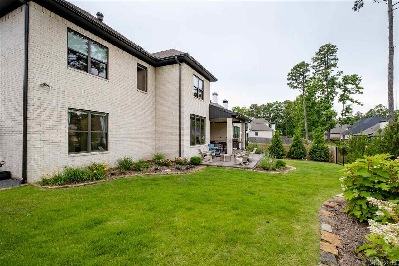 CHENAL VALLEY "ENSBURY PLACE" - Residential