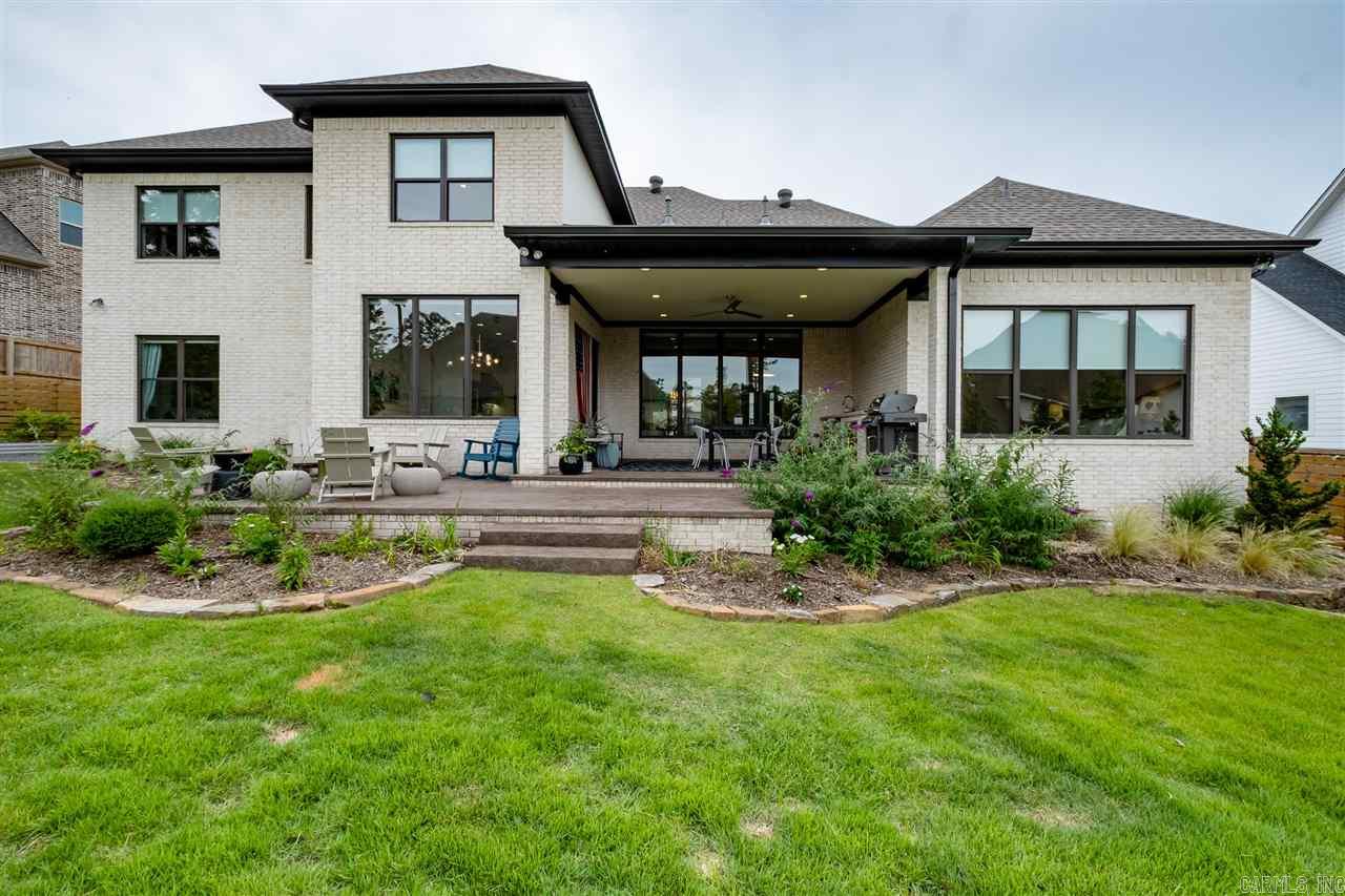 CHENAL VALLEY "ENSBURY PLACE" - Residential