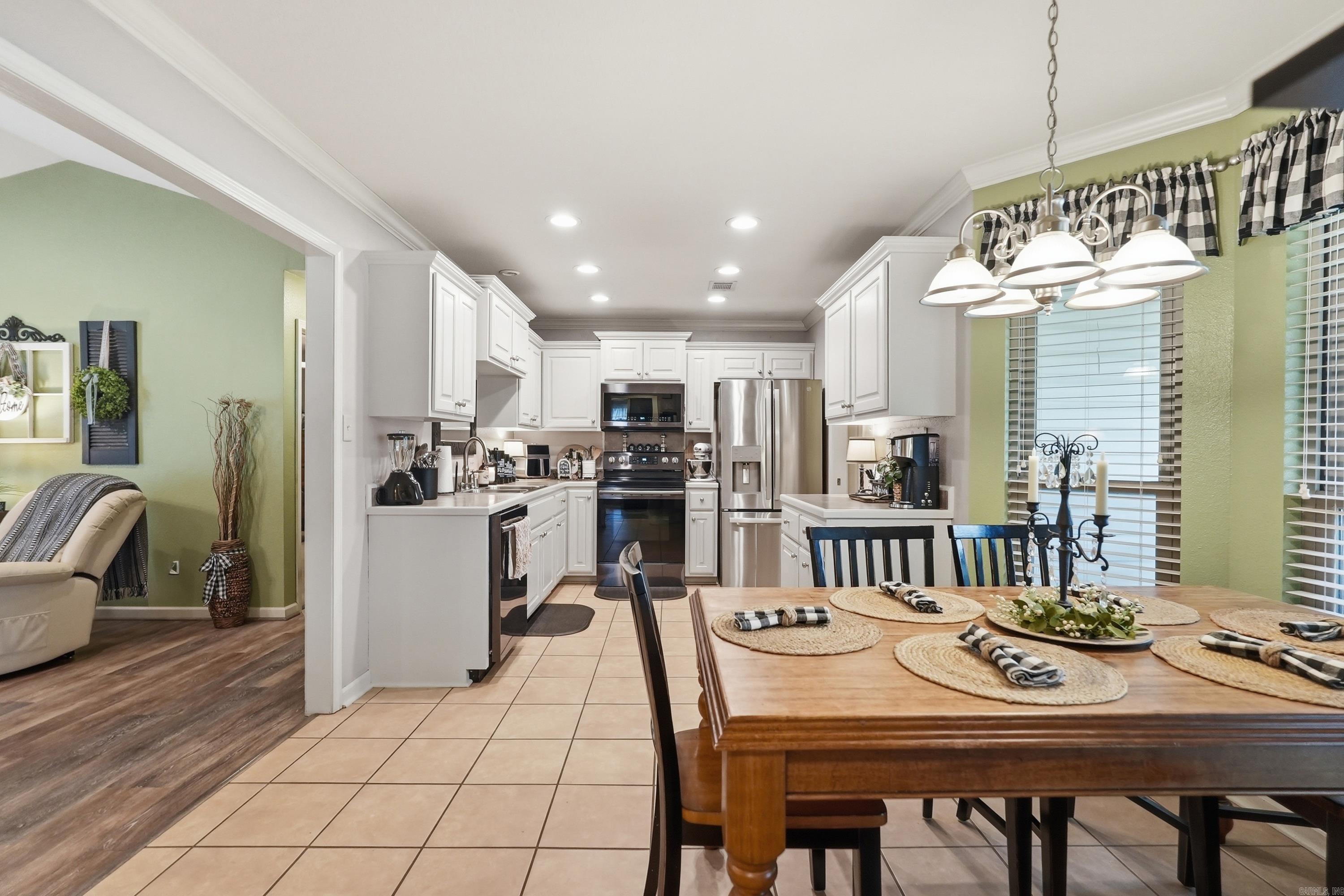 HORTON HILLS - Residential